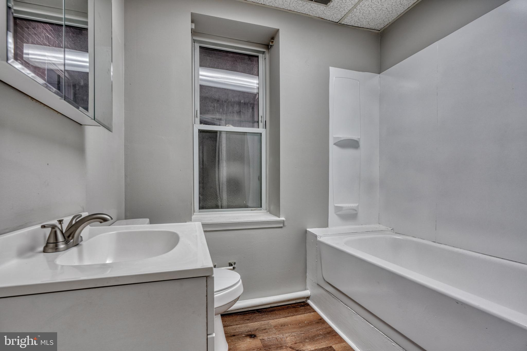 CHARLES NORTH - Residential Lease