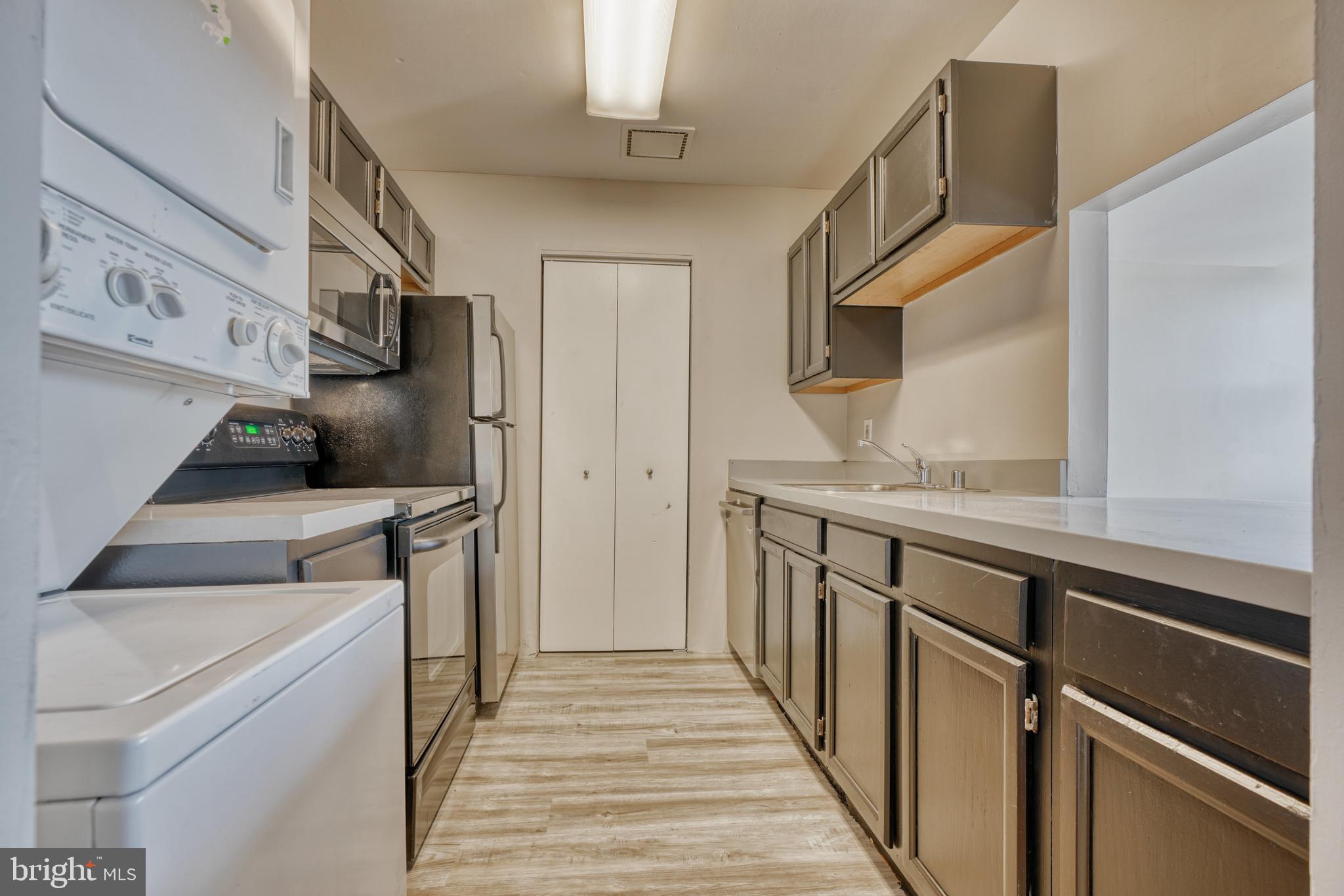 CHARLES NORTH - Residential Lease