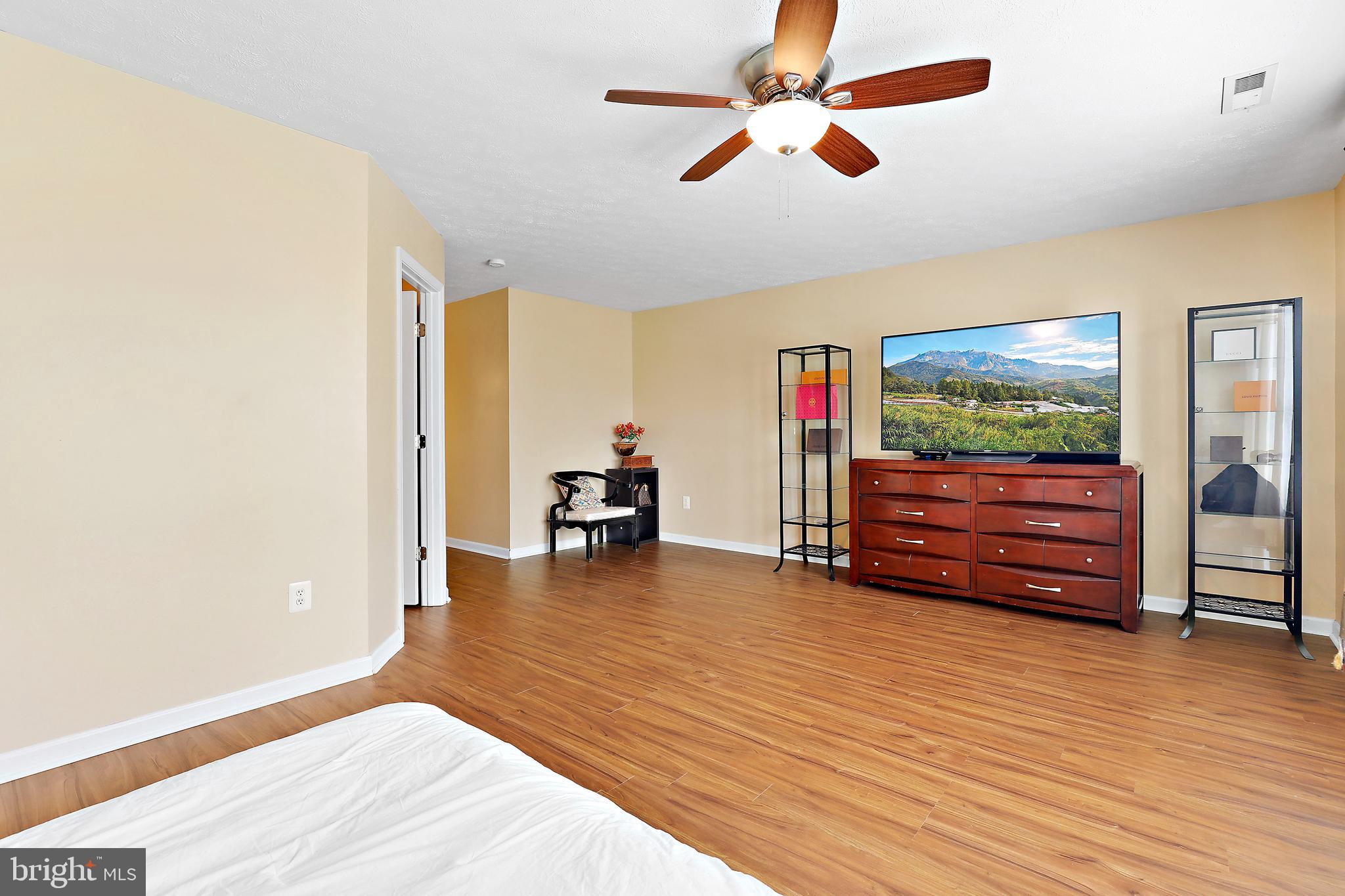 MIRAMAR LANDING - Residential