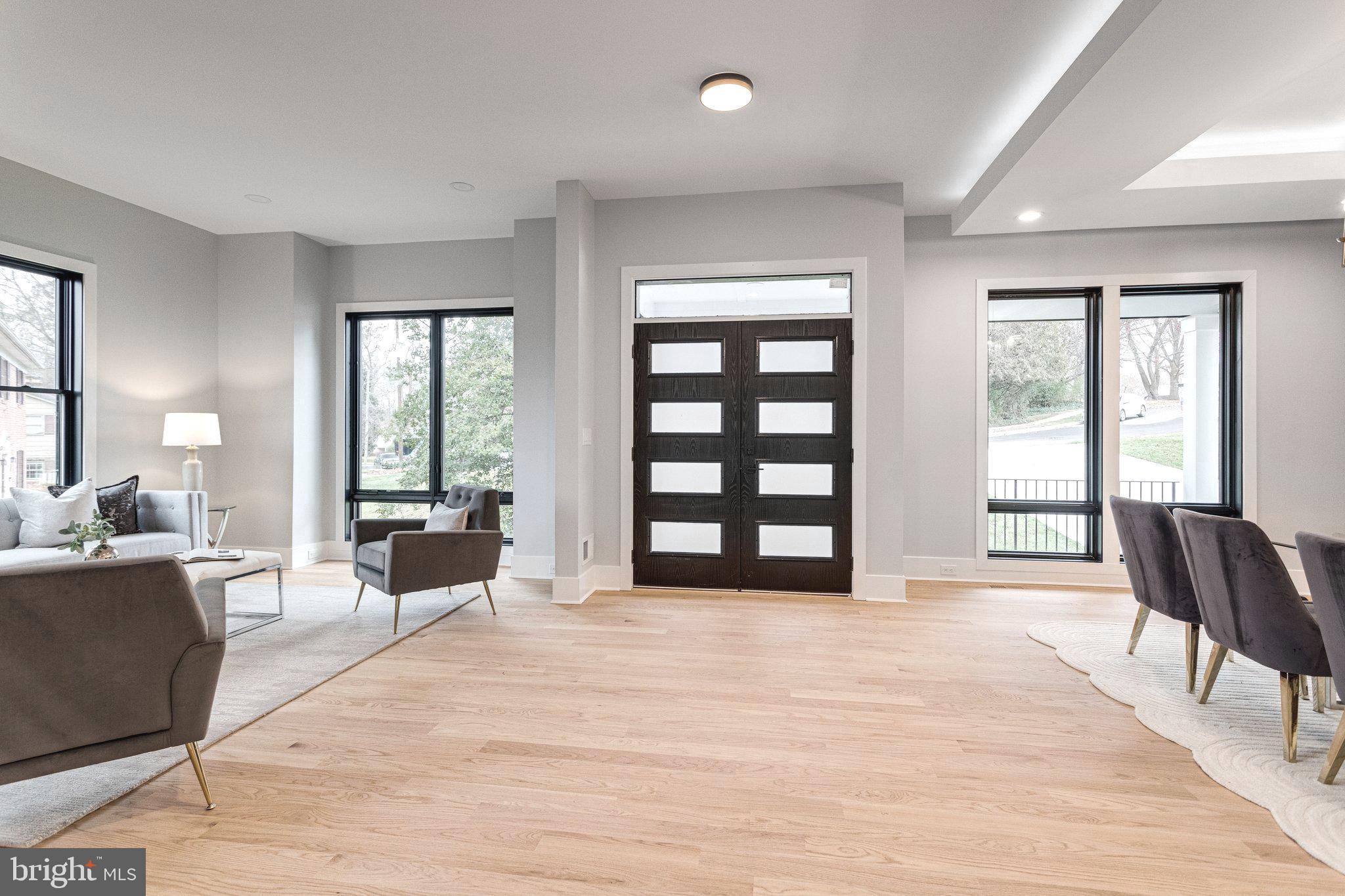 FOXHALL - Residential