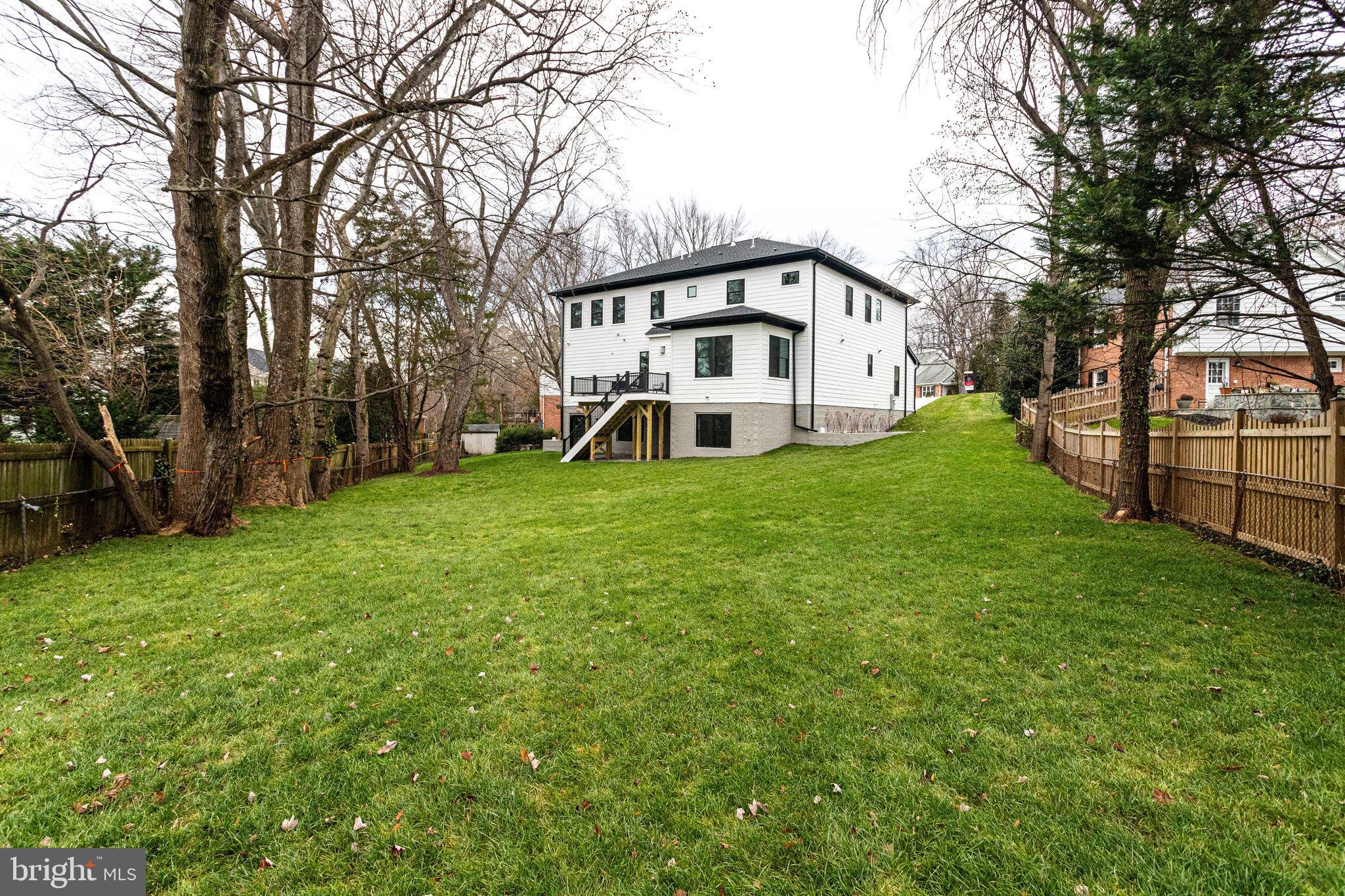 FOXHALL - Residential