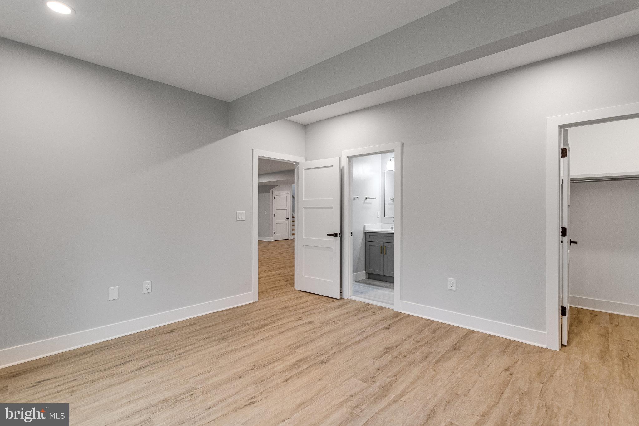 FOXHALL - Residential