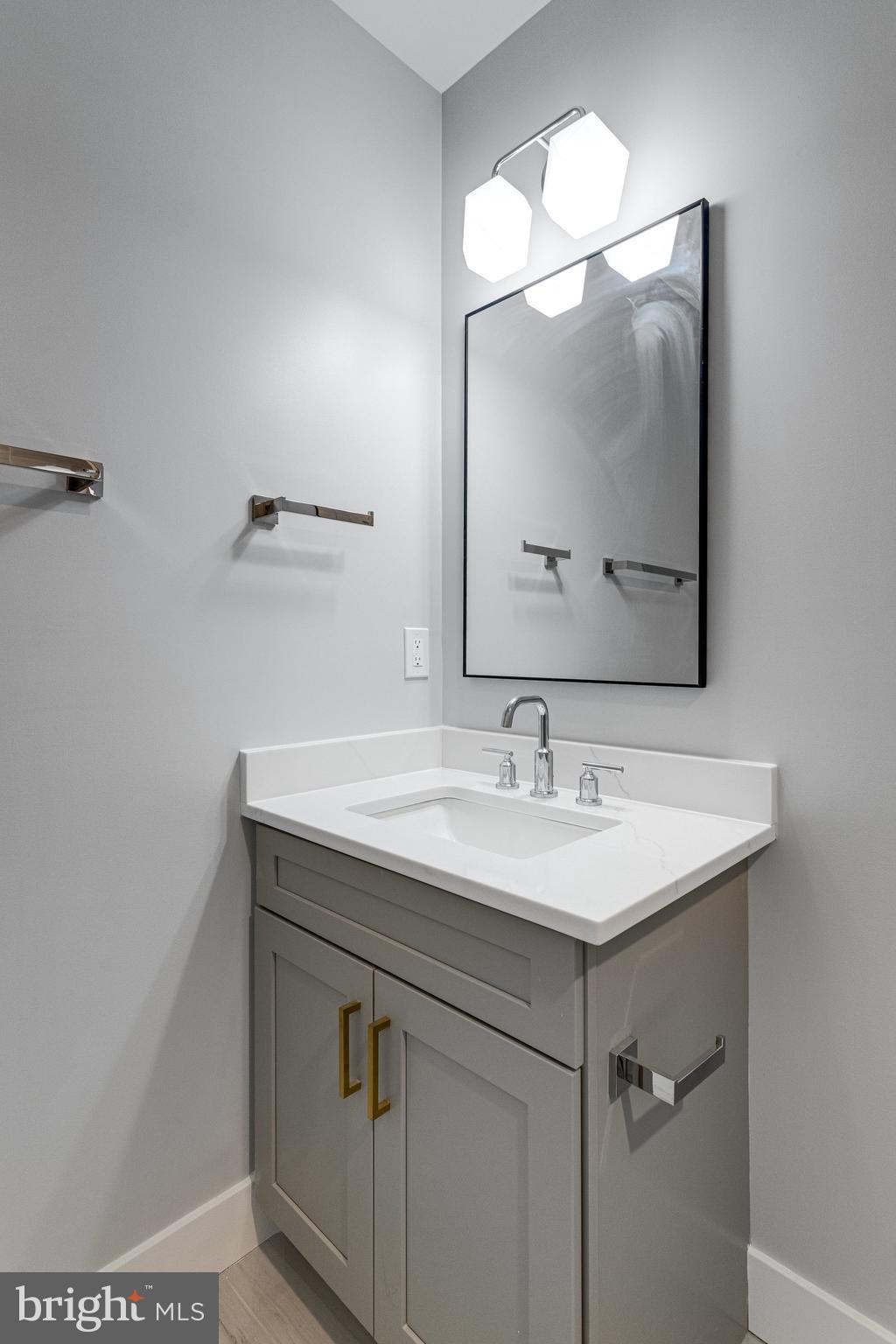 FOXHALL - Residential