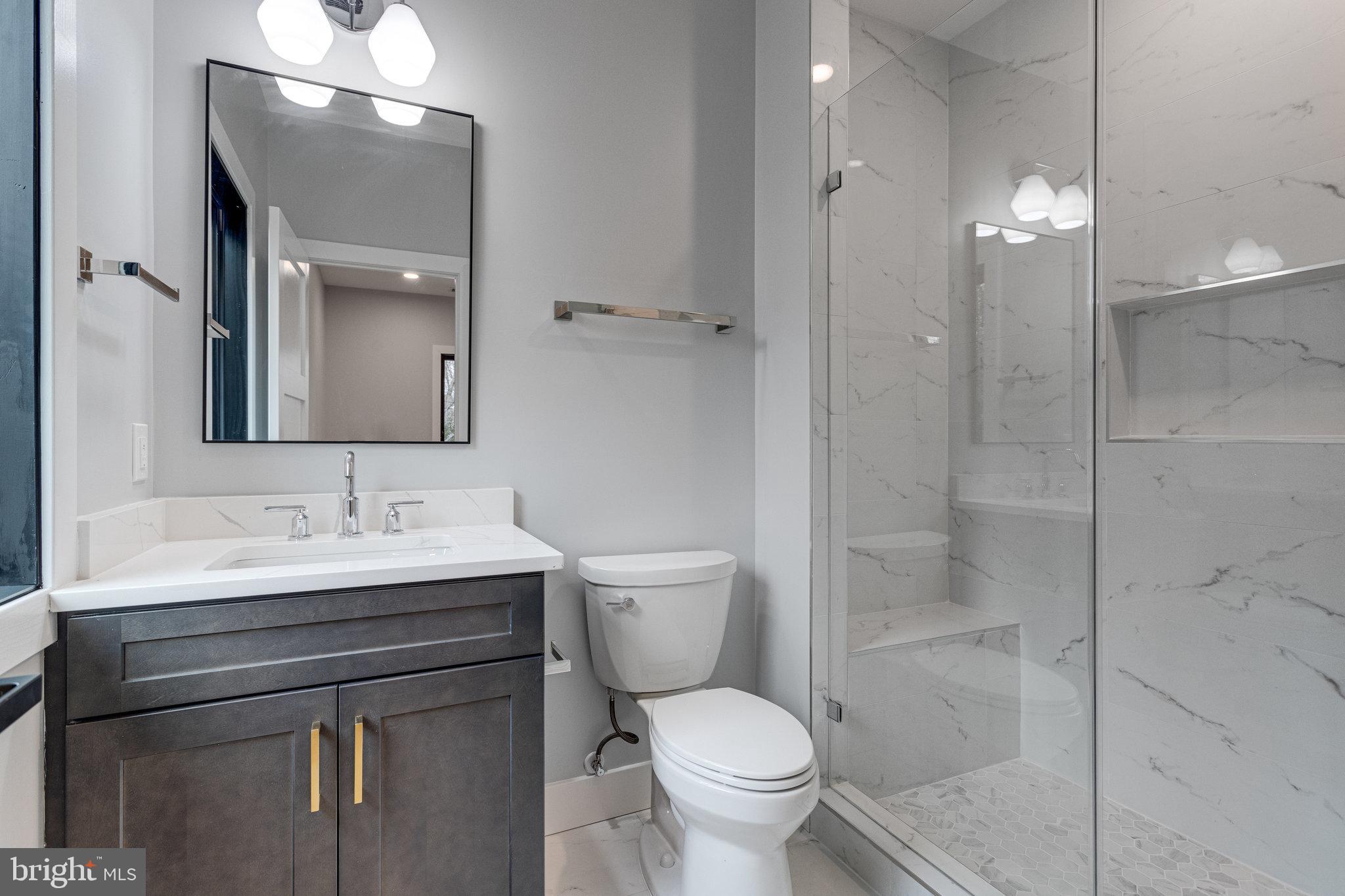 FOXHALL - Residential