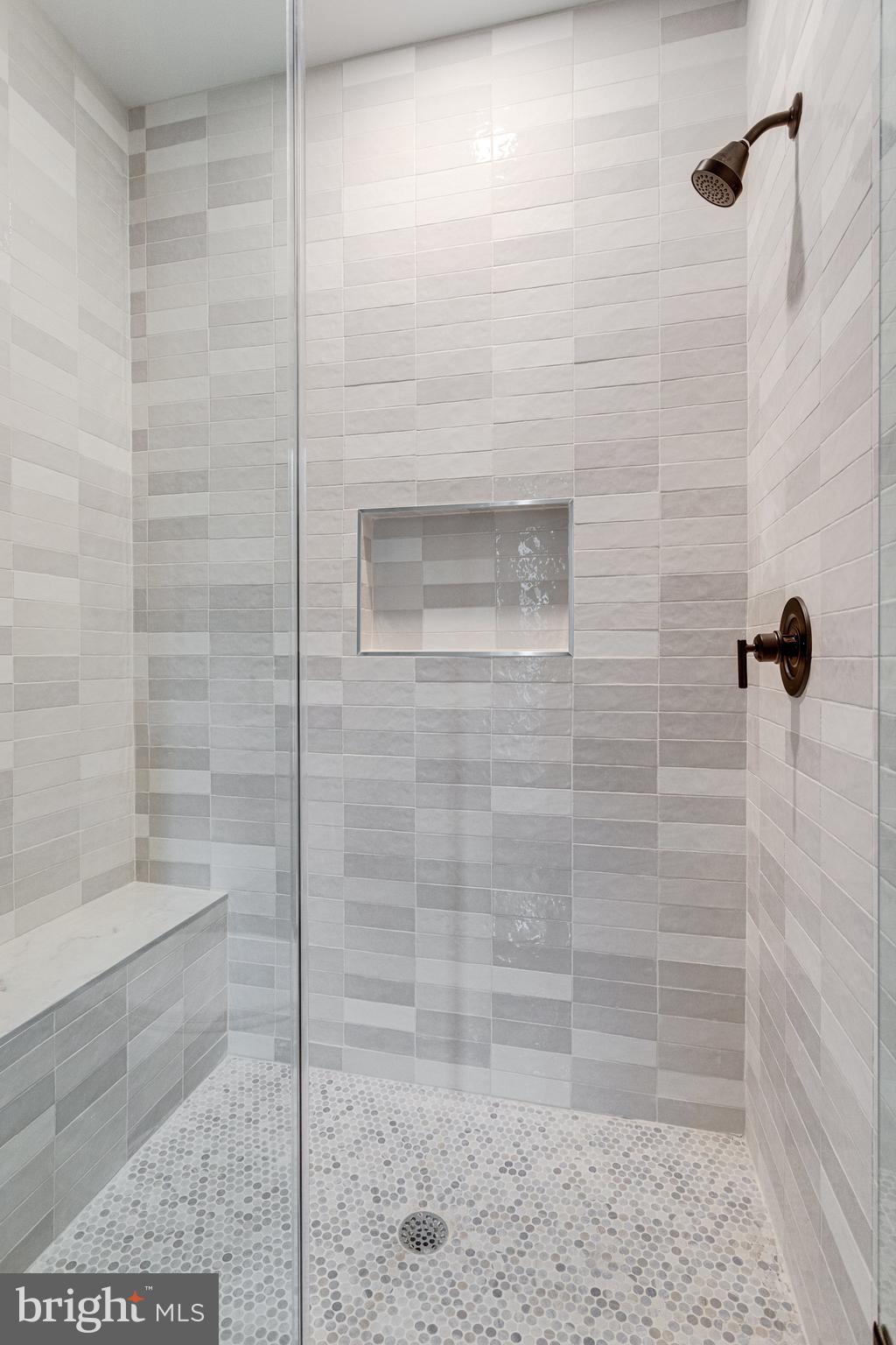 FOXHALL - Residential