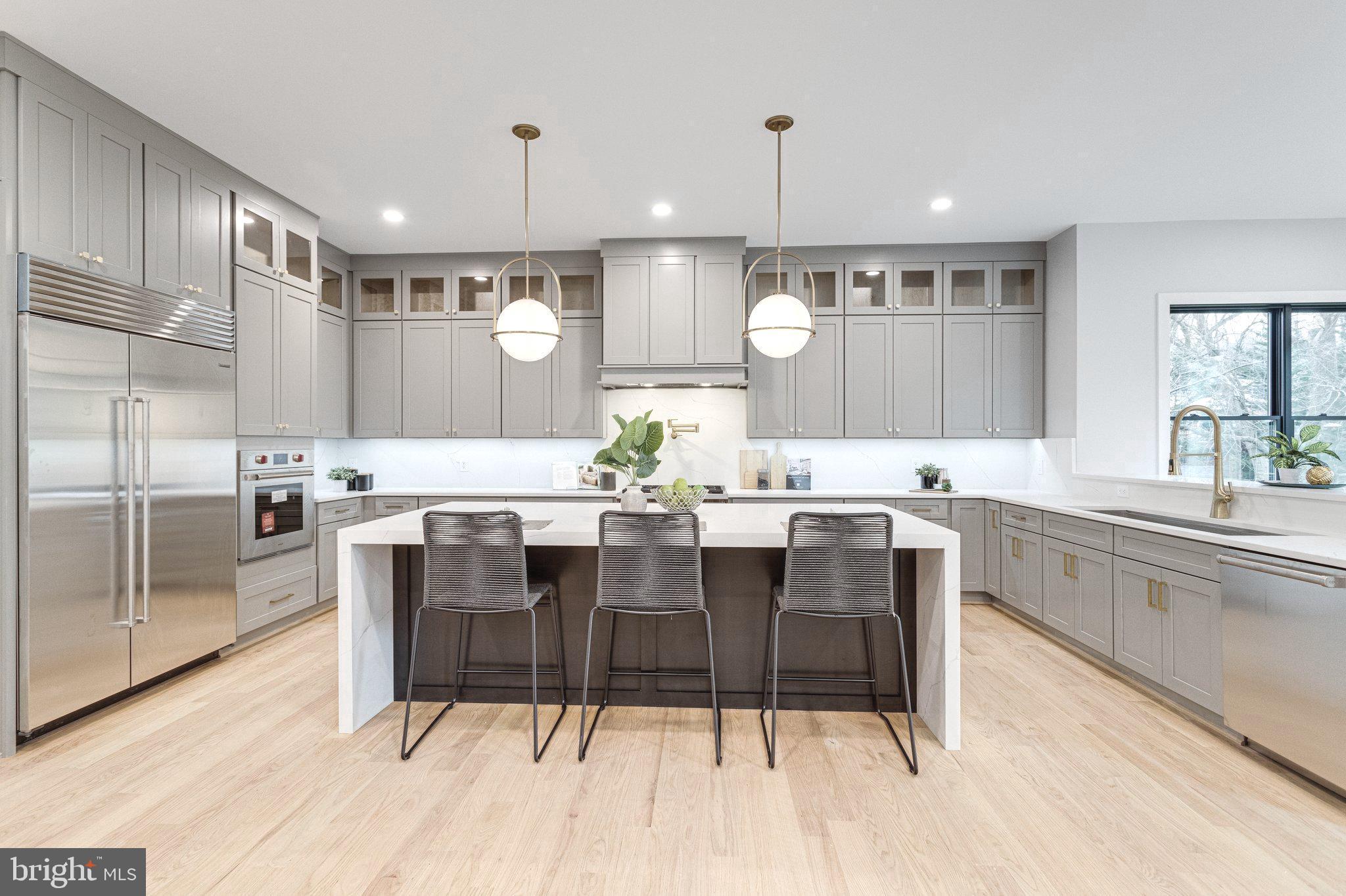 FOXHALL - Residential