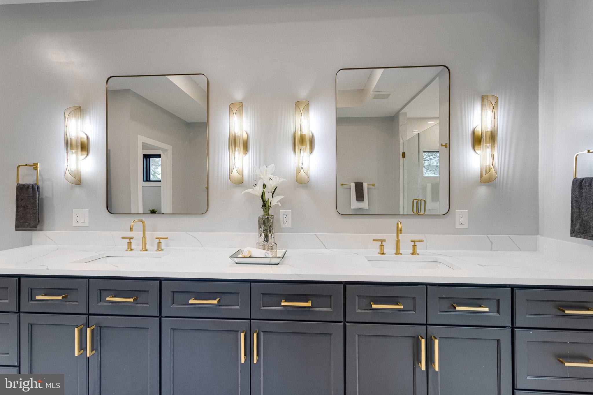 FOXHALL - Residential