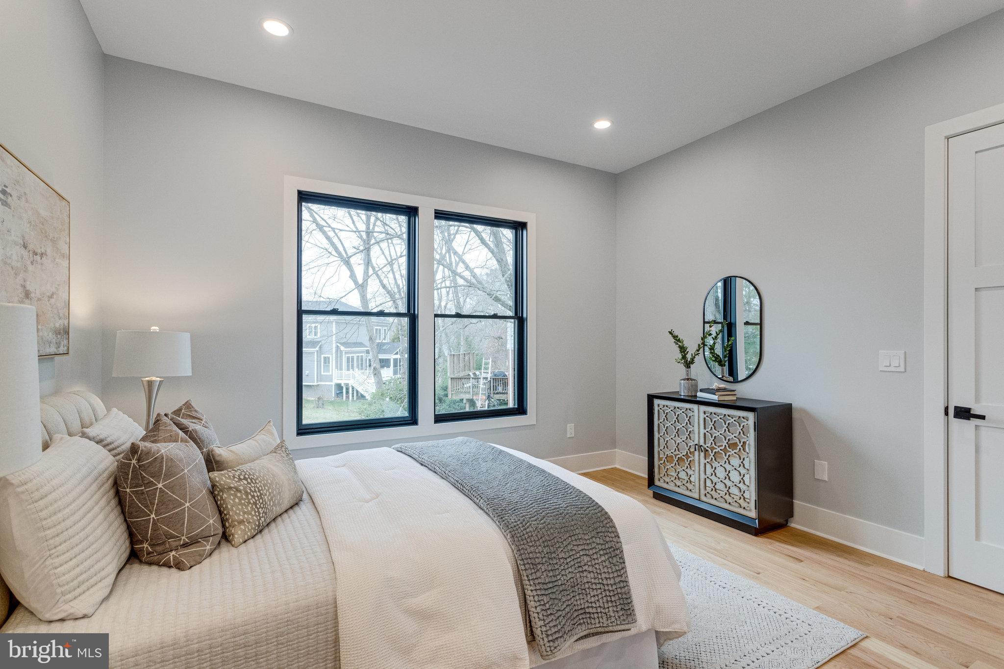 FOXHALL - Residential