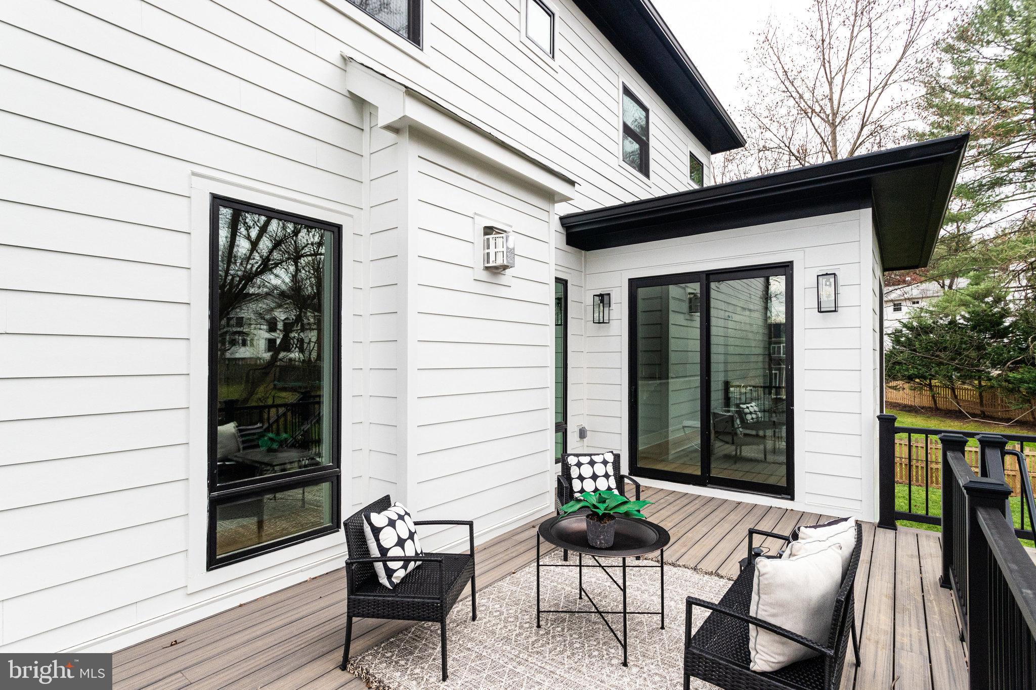 FOXHALL - Residential