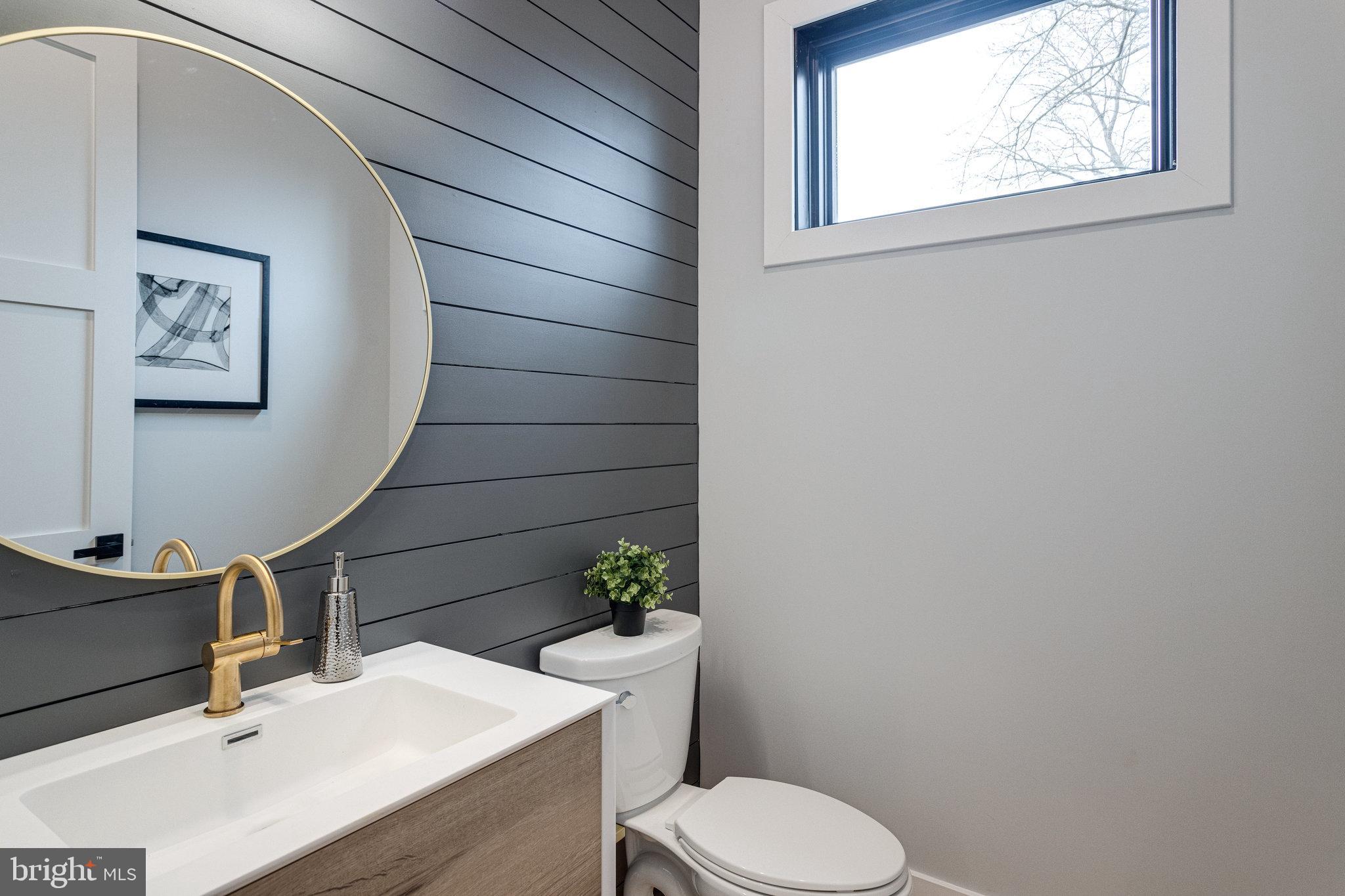 FOXHALL - Residential