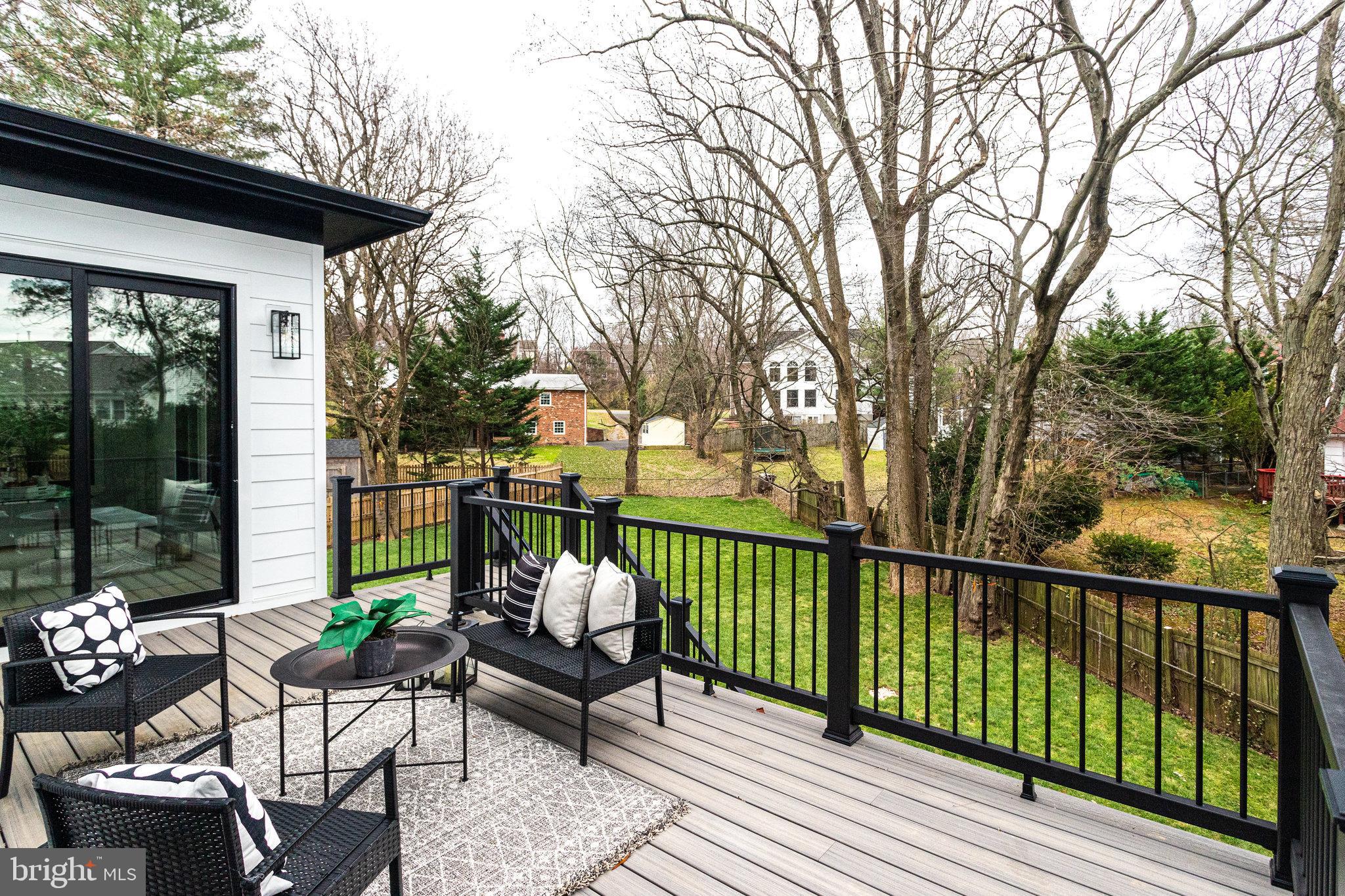 FOXHALL - Residential