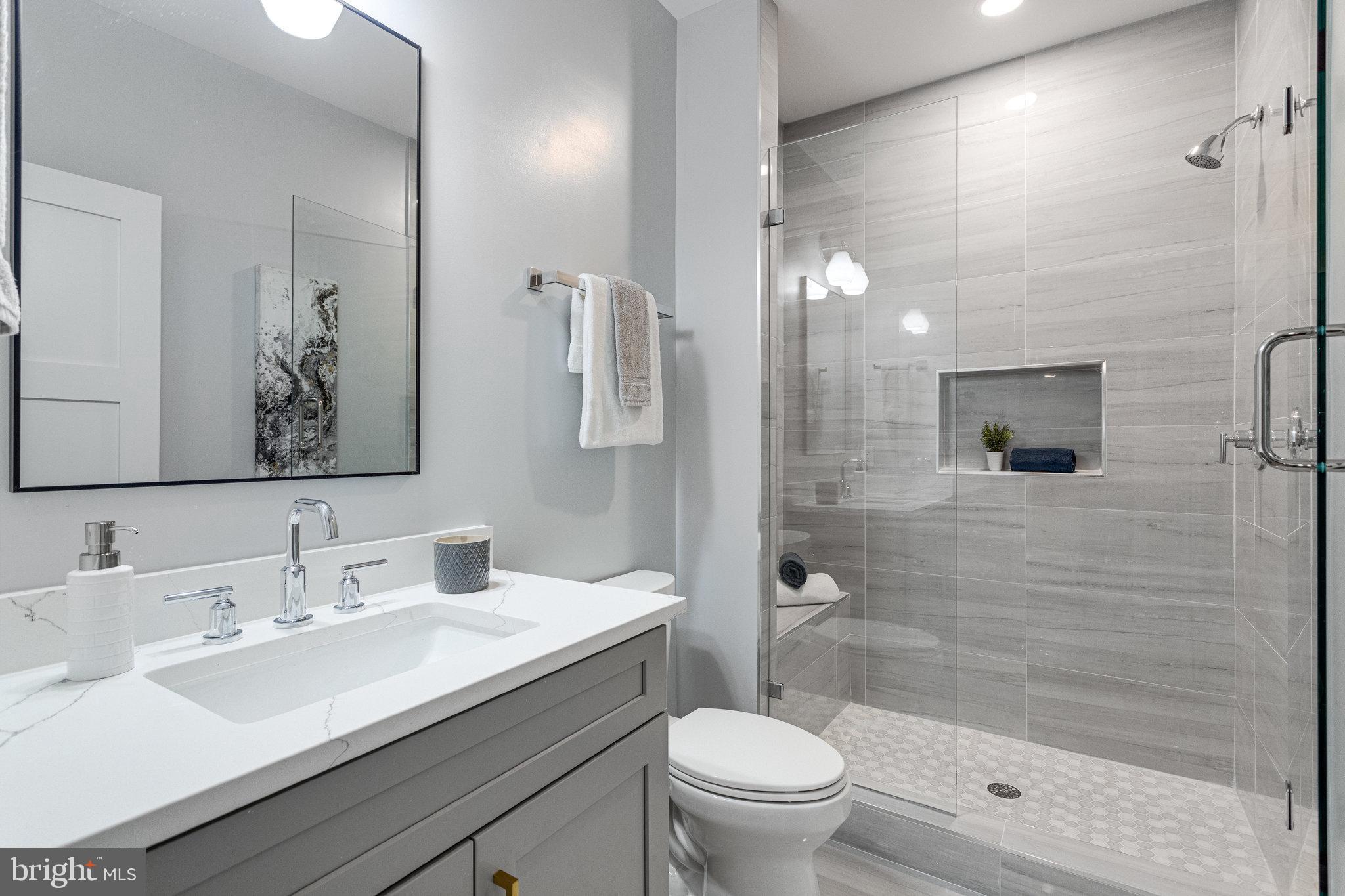 FOXHALL - Residential