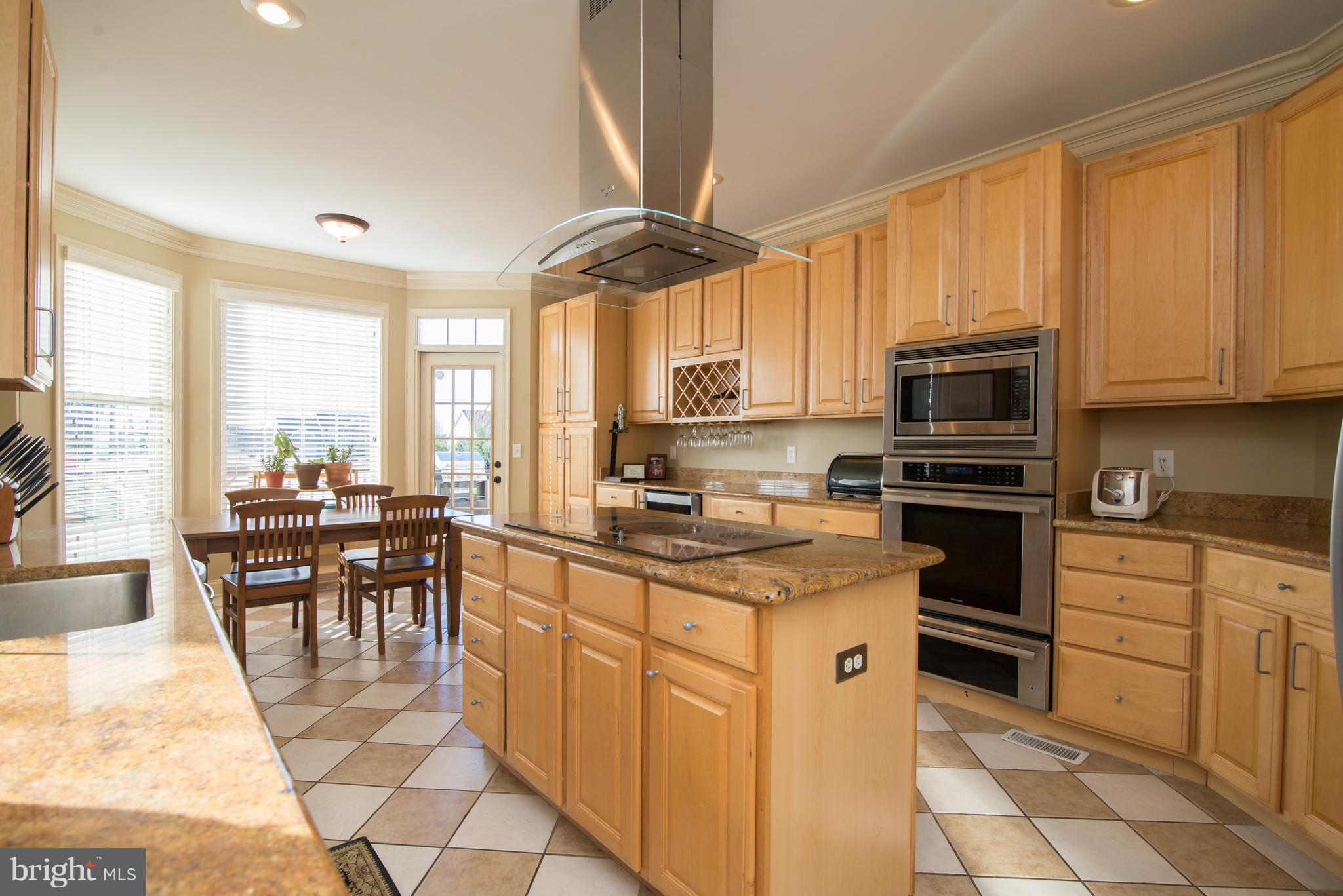 MOUNTAIN CREST - Residential