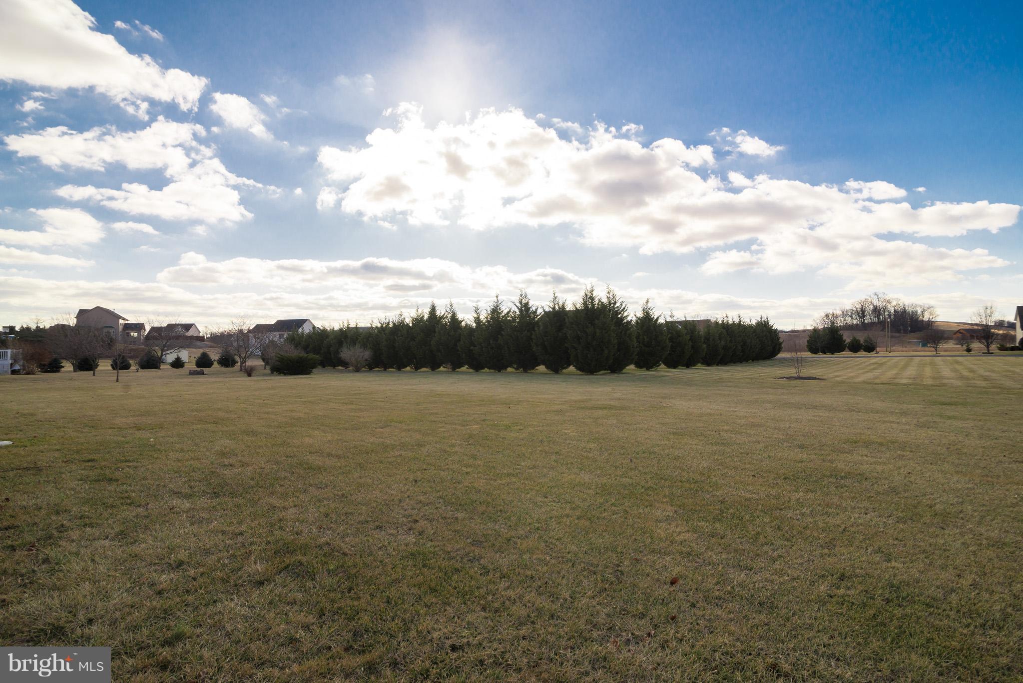 MOUNTAIN CREST - Residential