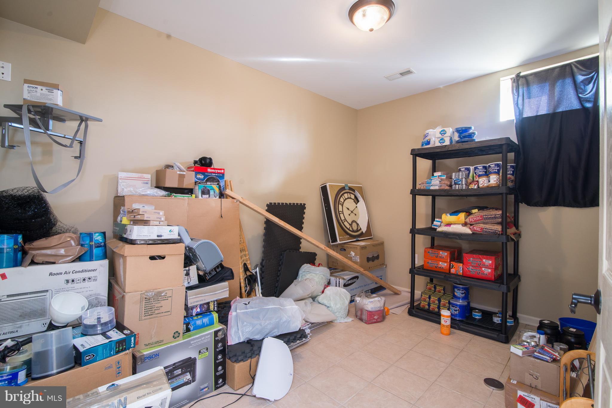 MOUNTAIN CREST - Residential