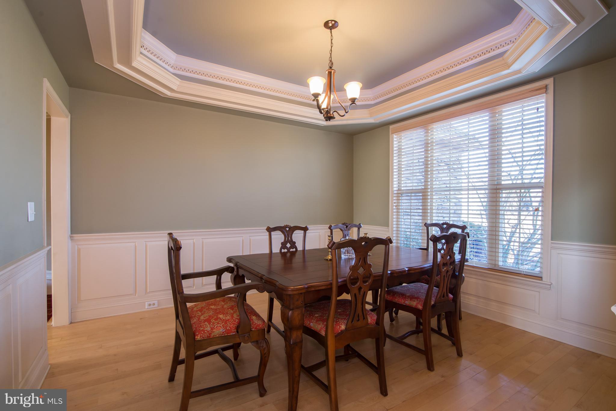 MOUNTAIN CREST - Residential