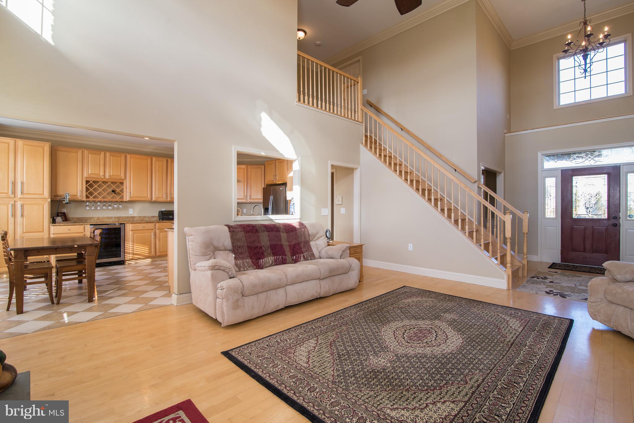 MOUNTAIN CREST - Residential