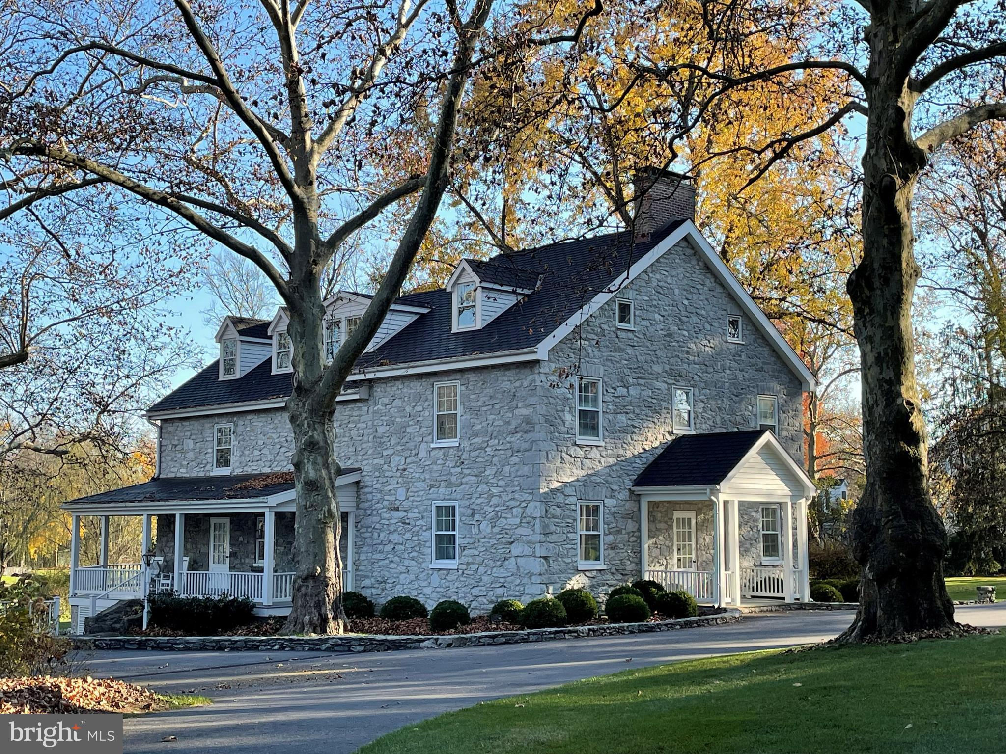 FOUNTAIN HEAD - Residential
