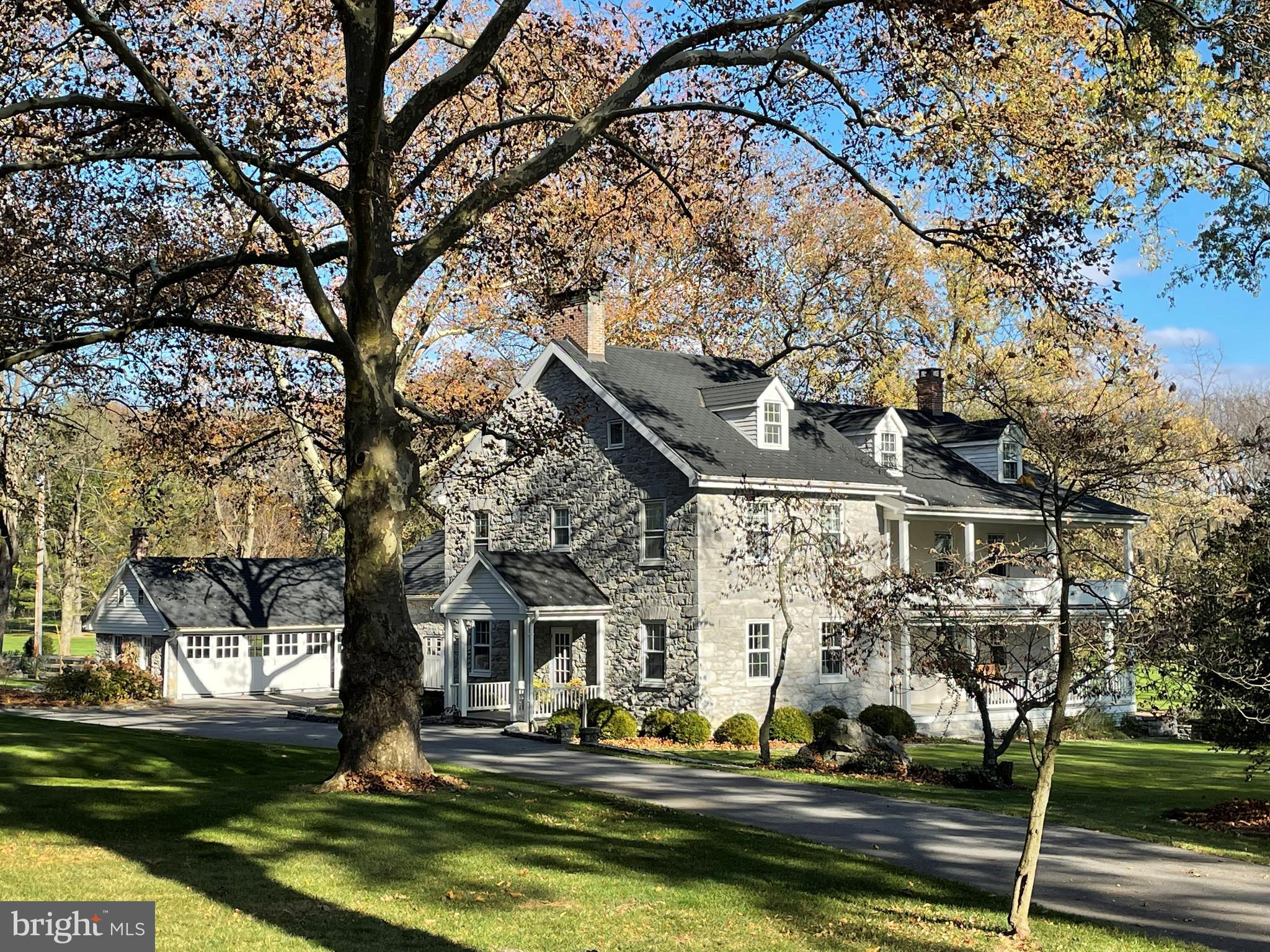 FOUNTAIN HEAD - Residential