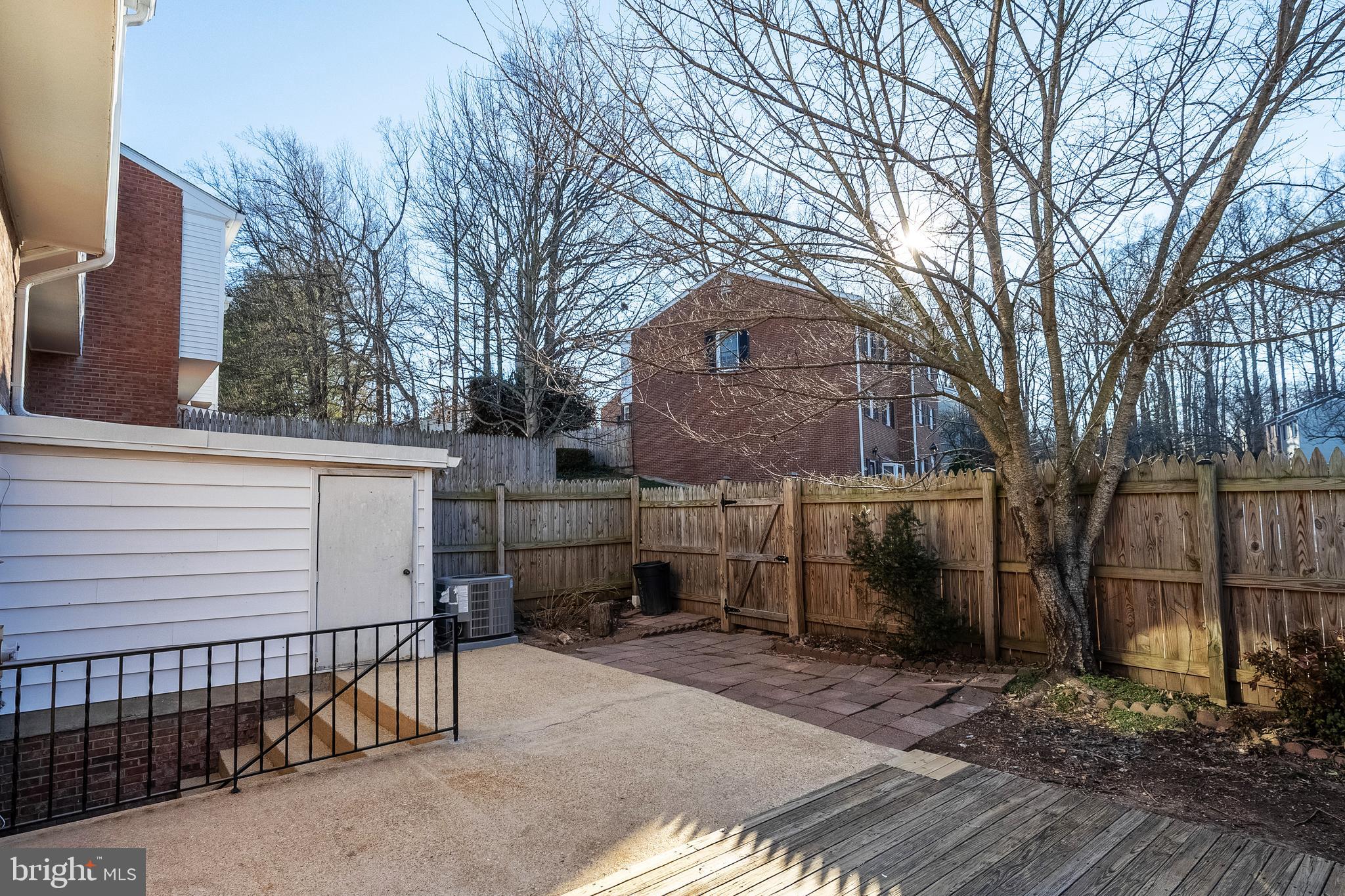 CARDINAL SQUARE - Residential