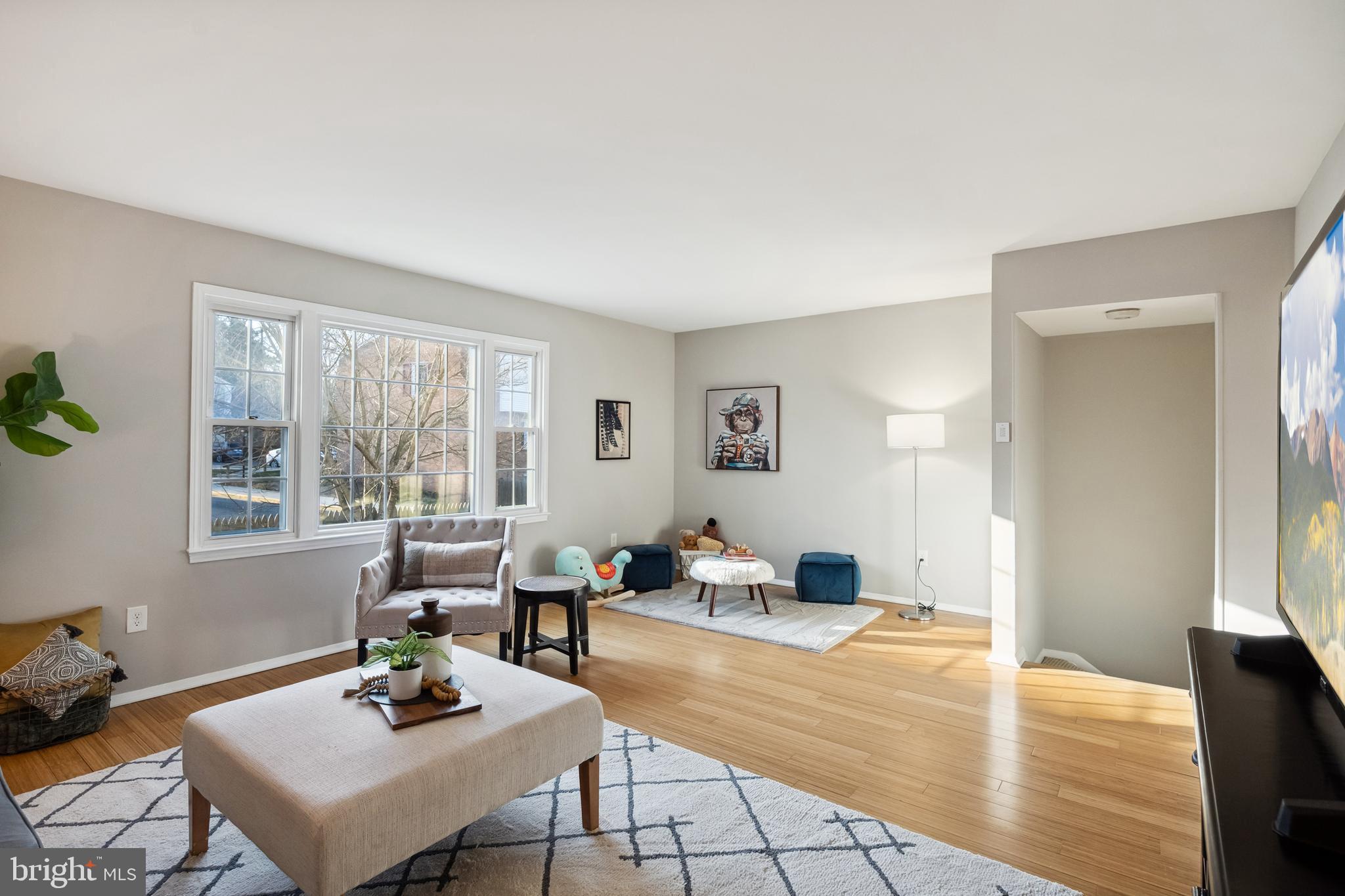 CARDINAL SQUARE - Residential