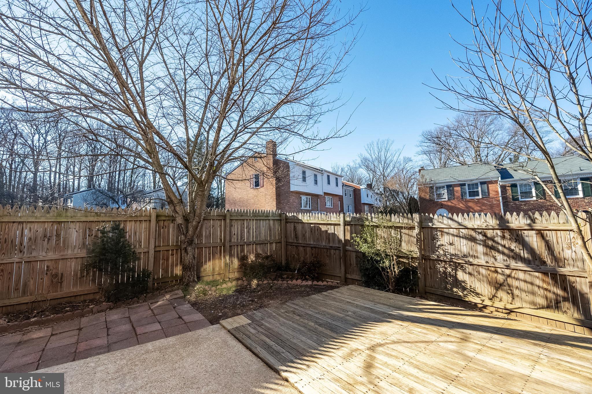 CARDINAL SQUARE - Residential