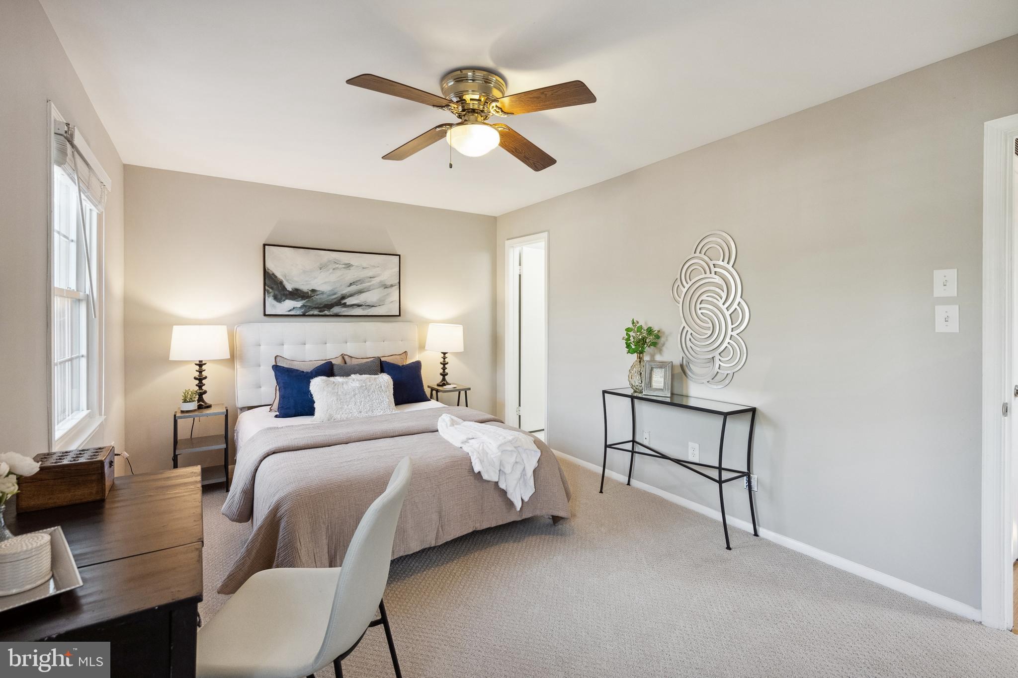 CARDINAL SQUARE - Residential