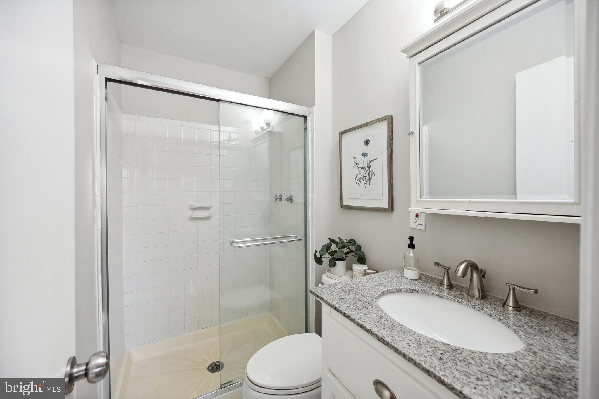 CARDINAL SQUARE - Residential