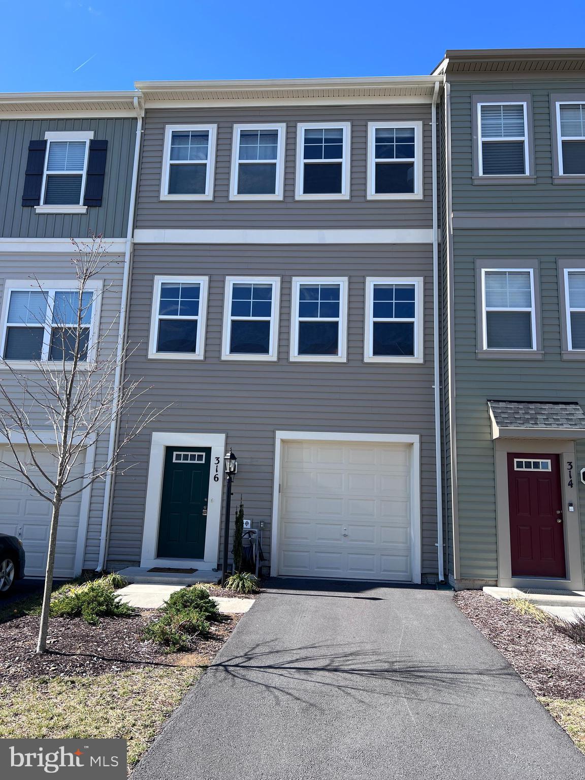 SNOWDEN BRIDGE - Residential Lease