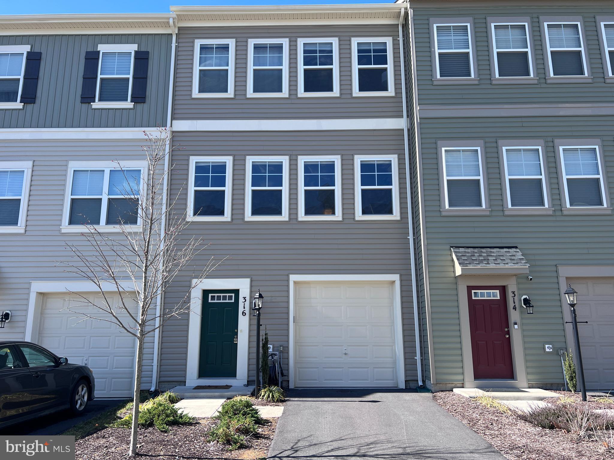 SNOWDEN BRIDGE - Residential Lease