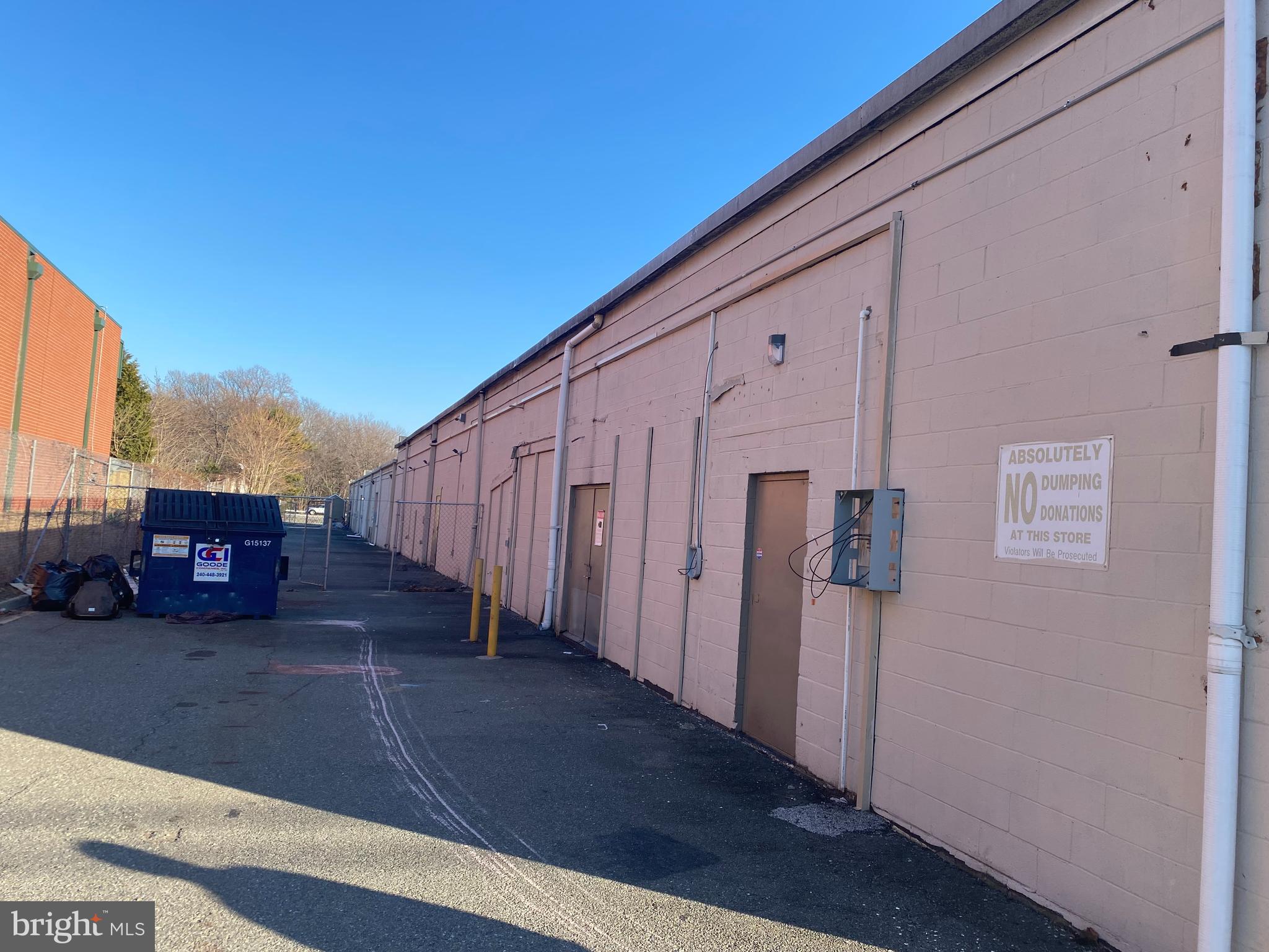 BEDFORD - Commercial Sale