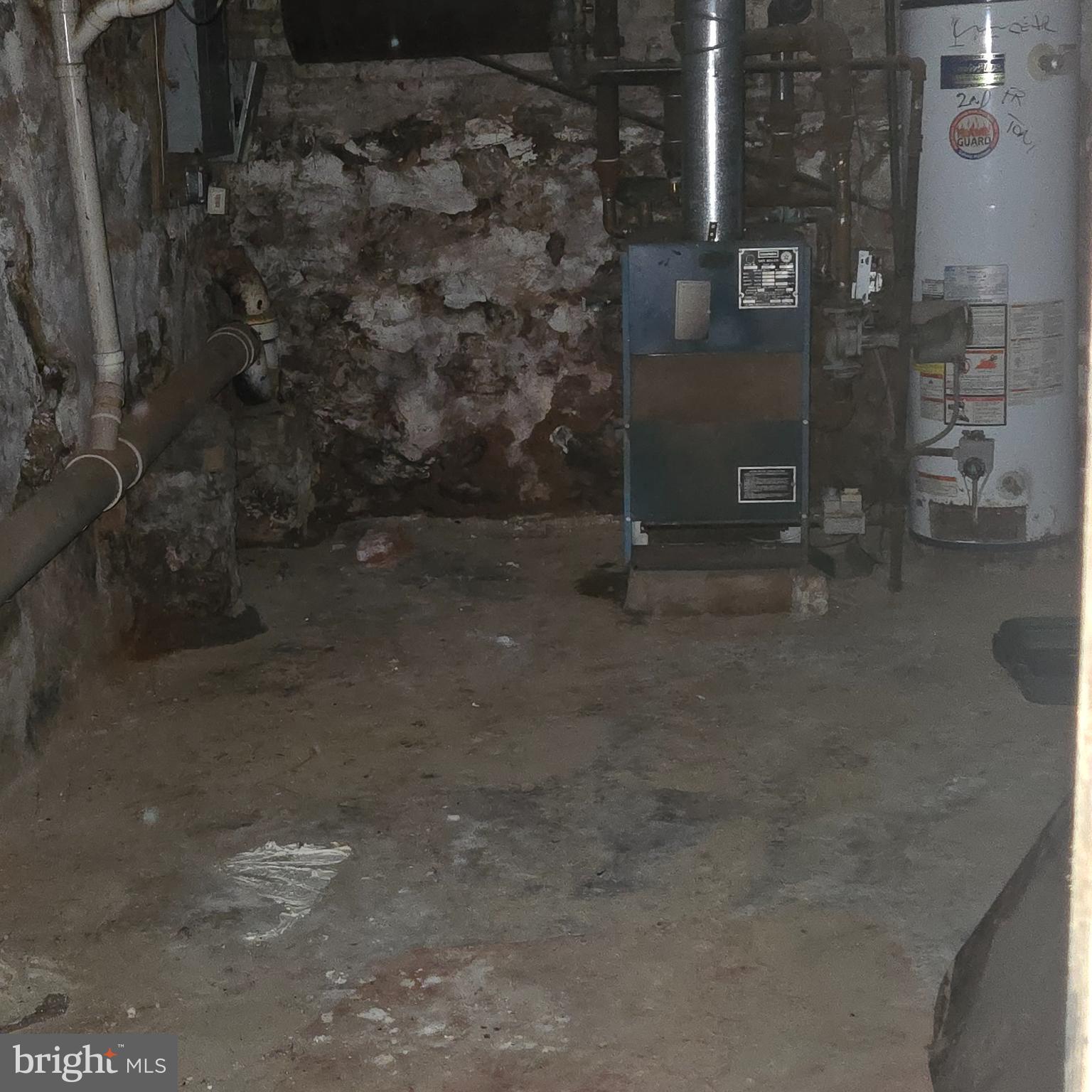 STRAWBERRY MANSION - Residential