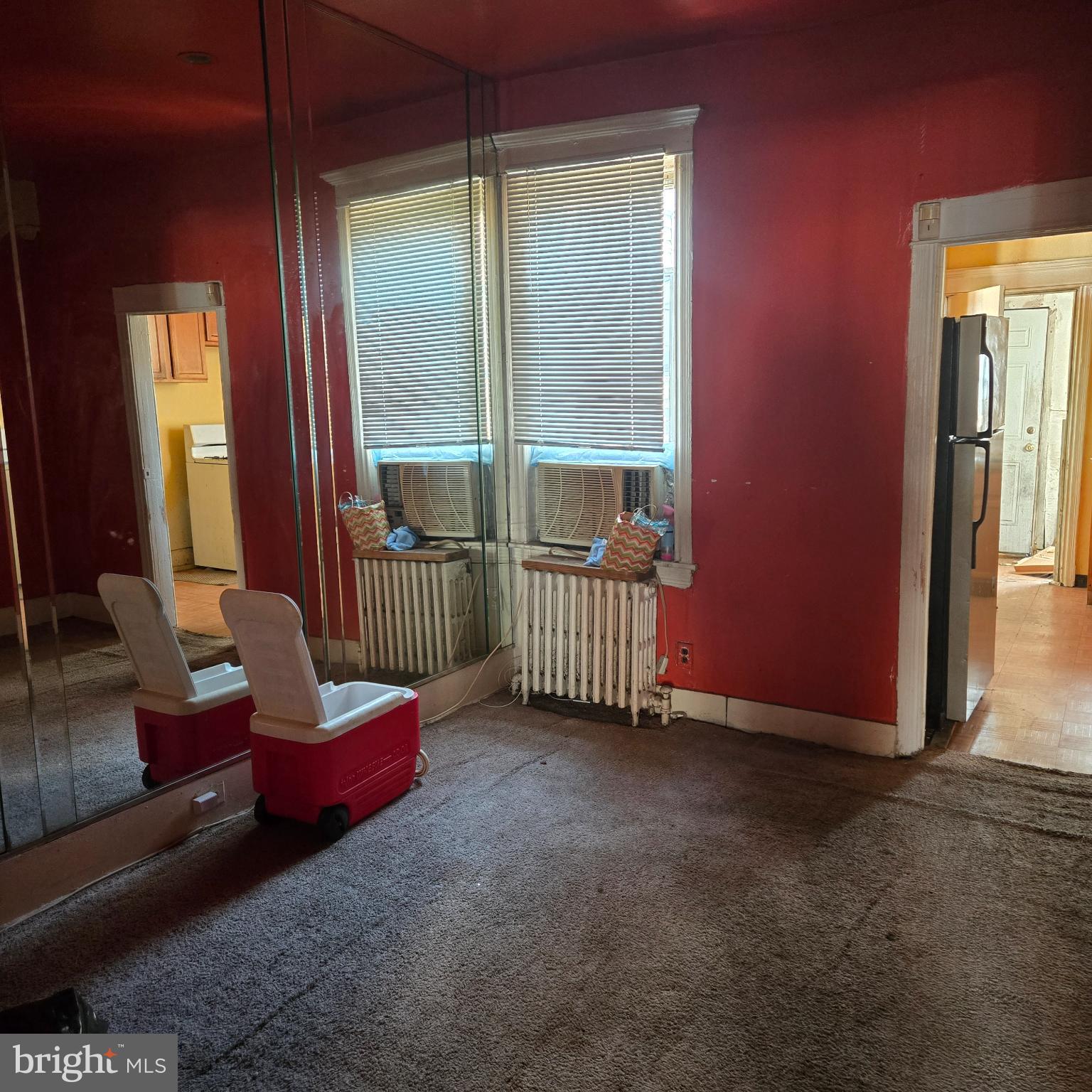 3338 W SERGEANT STREET