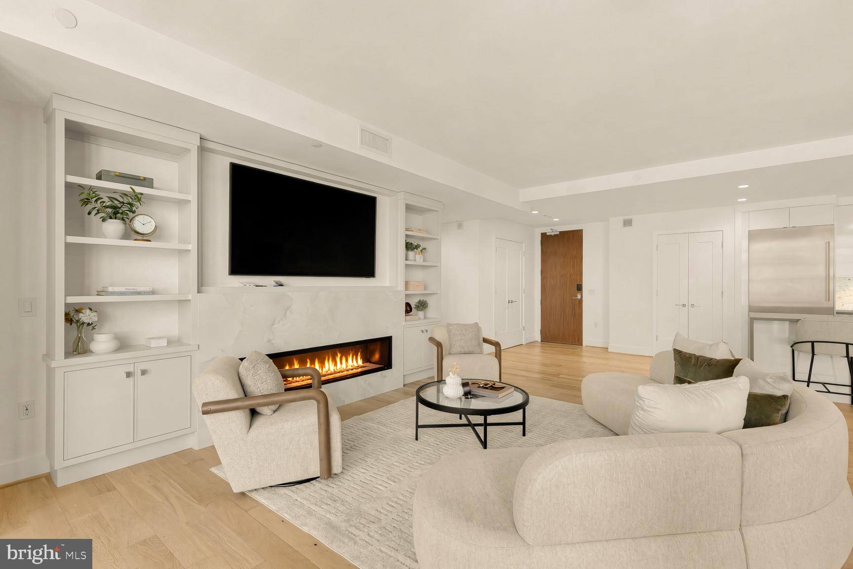 45 SUTTON SQUARE SW 906