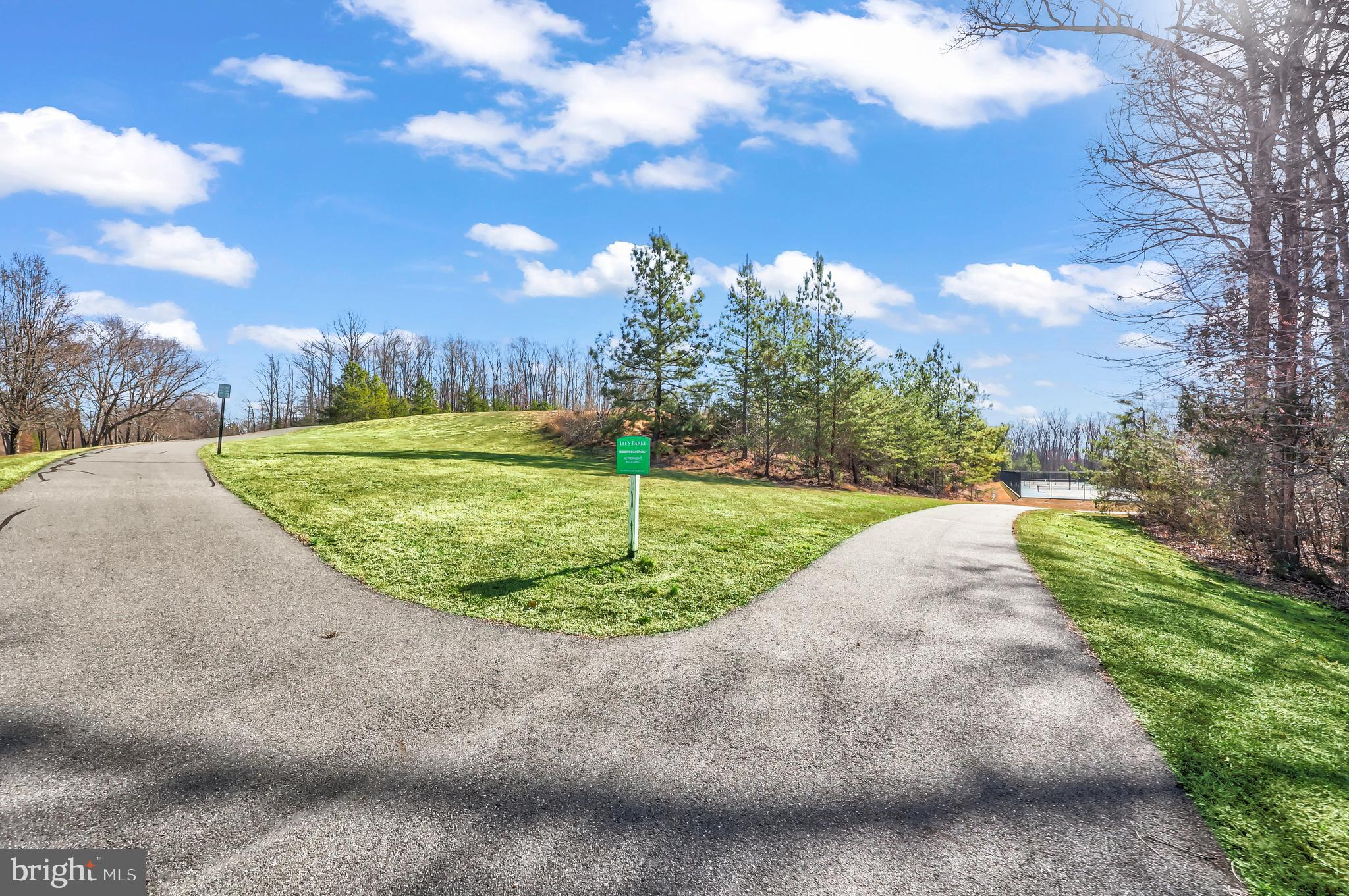 THE FALLS AT LEE'S PARKE - Residential