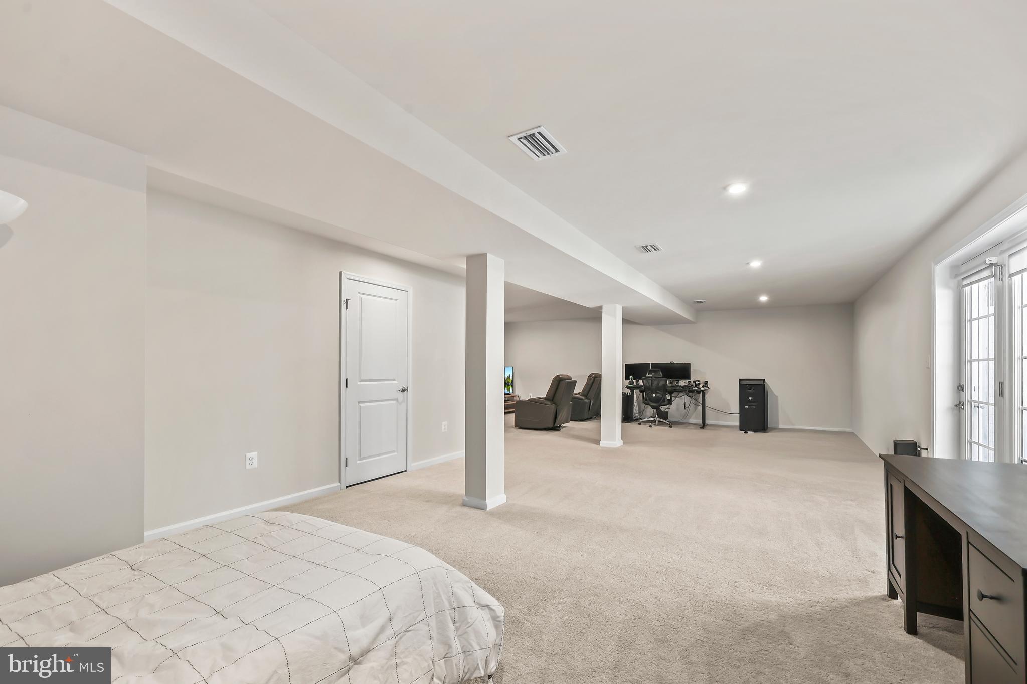 THE FALLS AT LEE'S PARKE - Residential