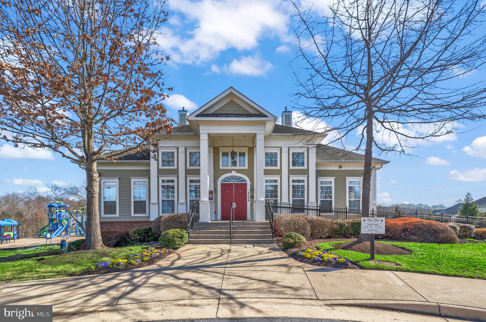 THE FALLS AT LEE'S PARKE - Residential
