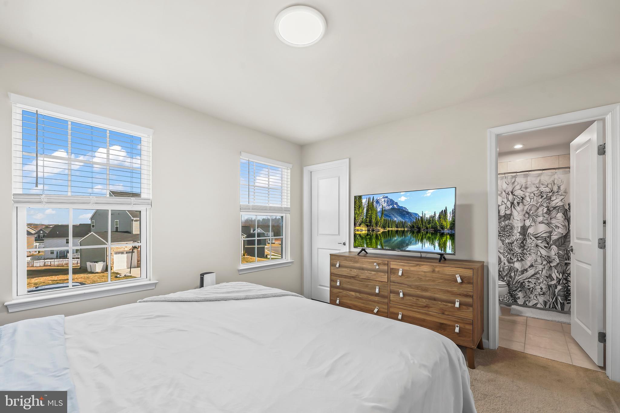 THE FALLS AT LEE'S PARKE - Residential