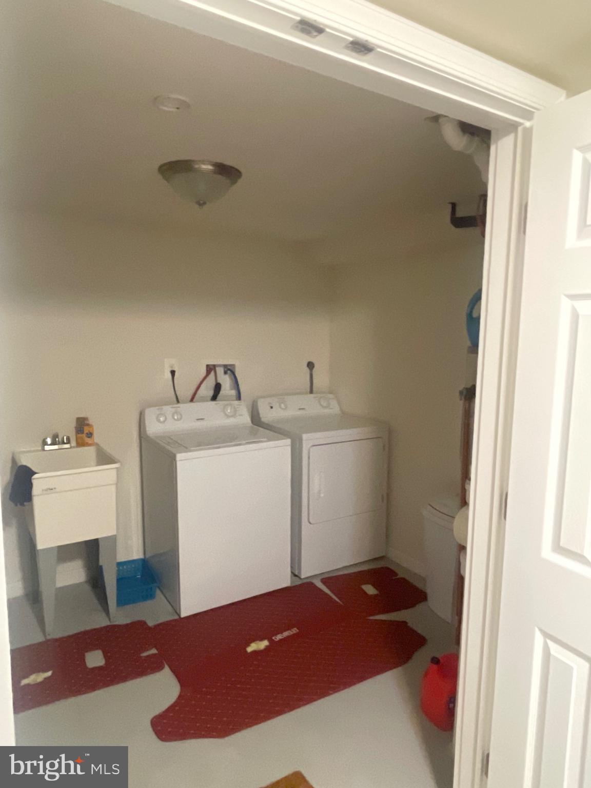 CENTENNIAL VILLAGE - Residential Lease