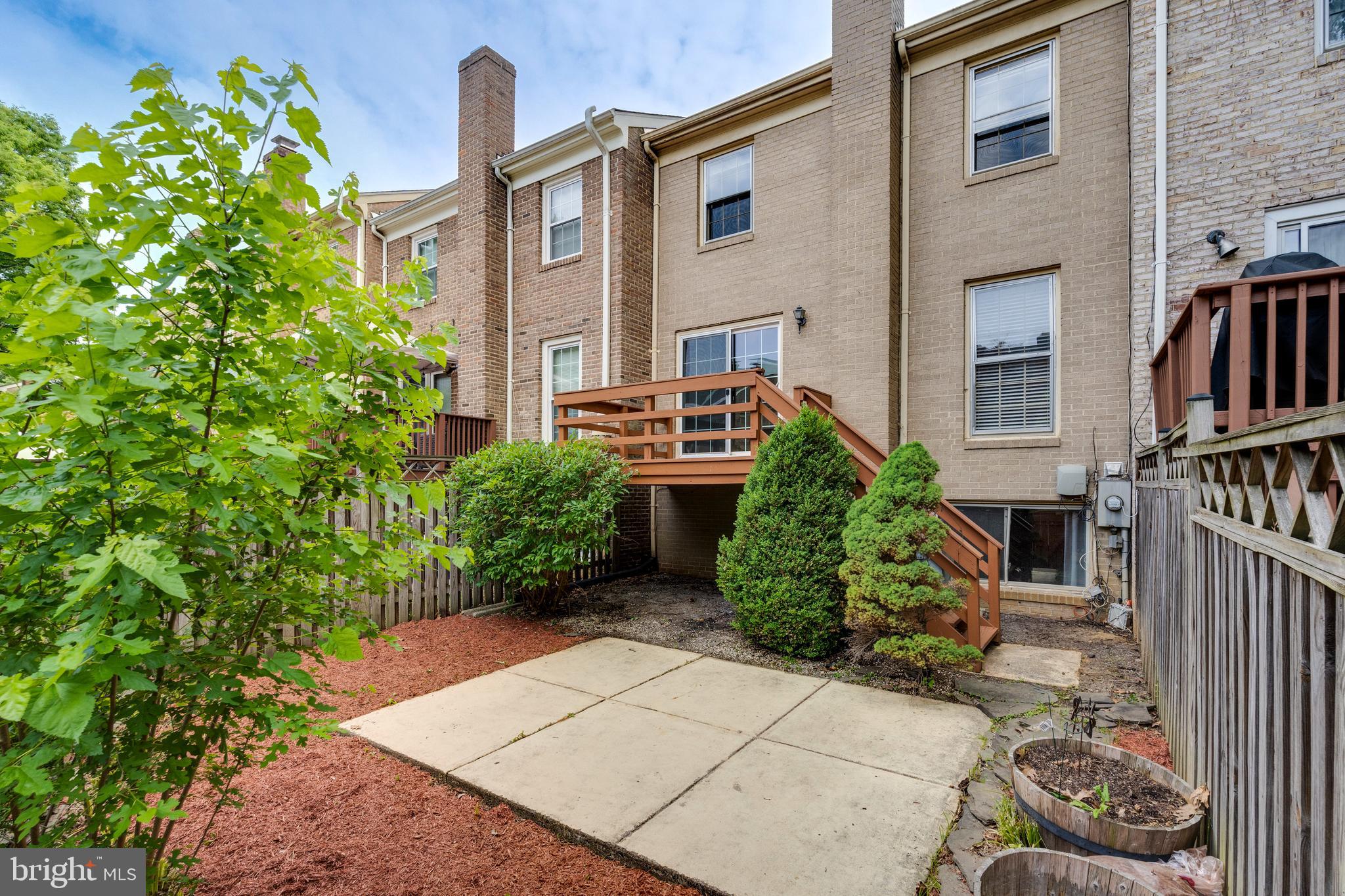 STONEHURST - Residential