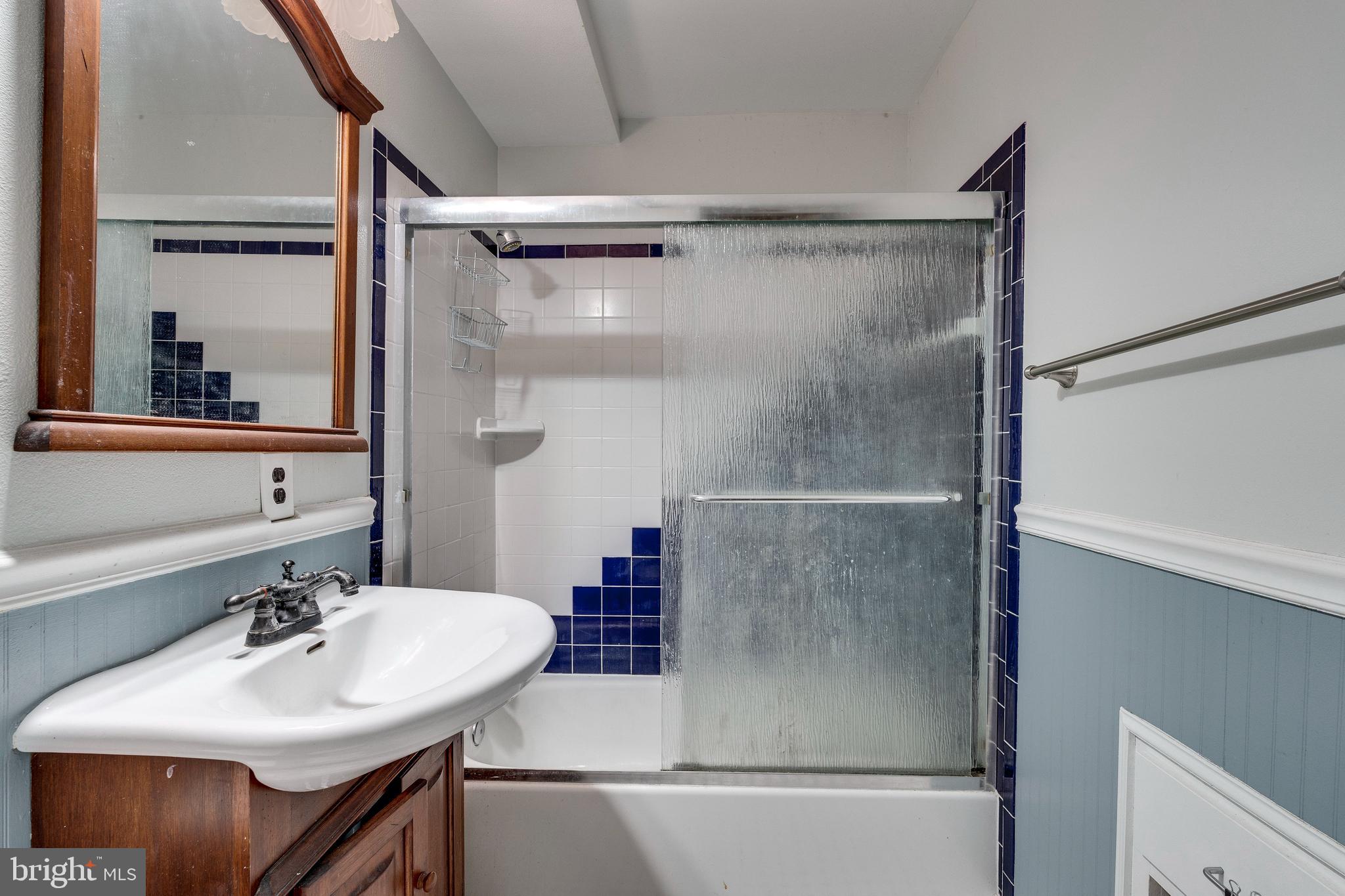 STONEHURST - Residential