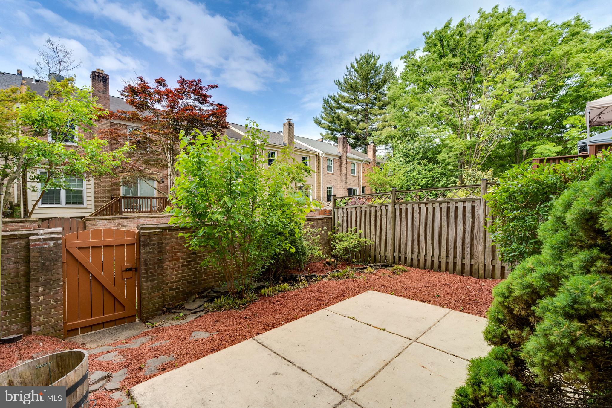 STONEHURST - Residential