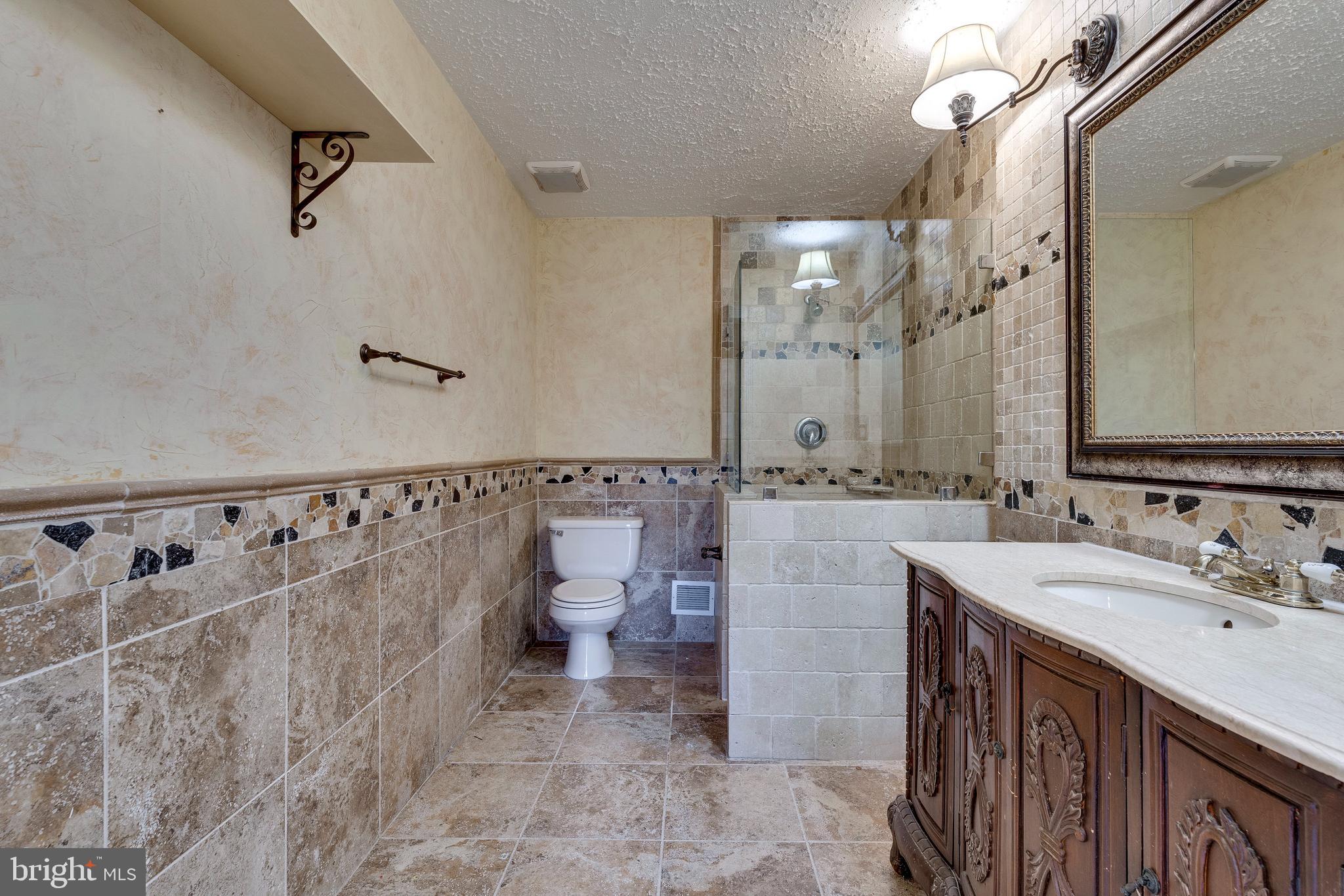 STONEHURST - Residential