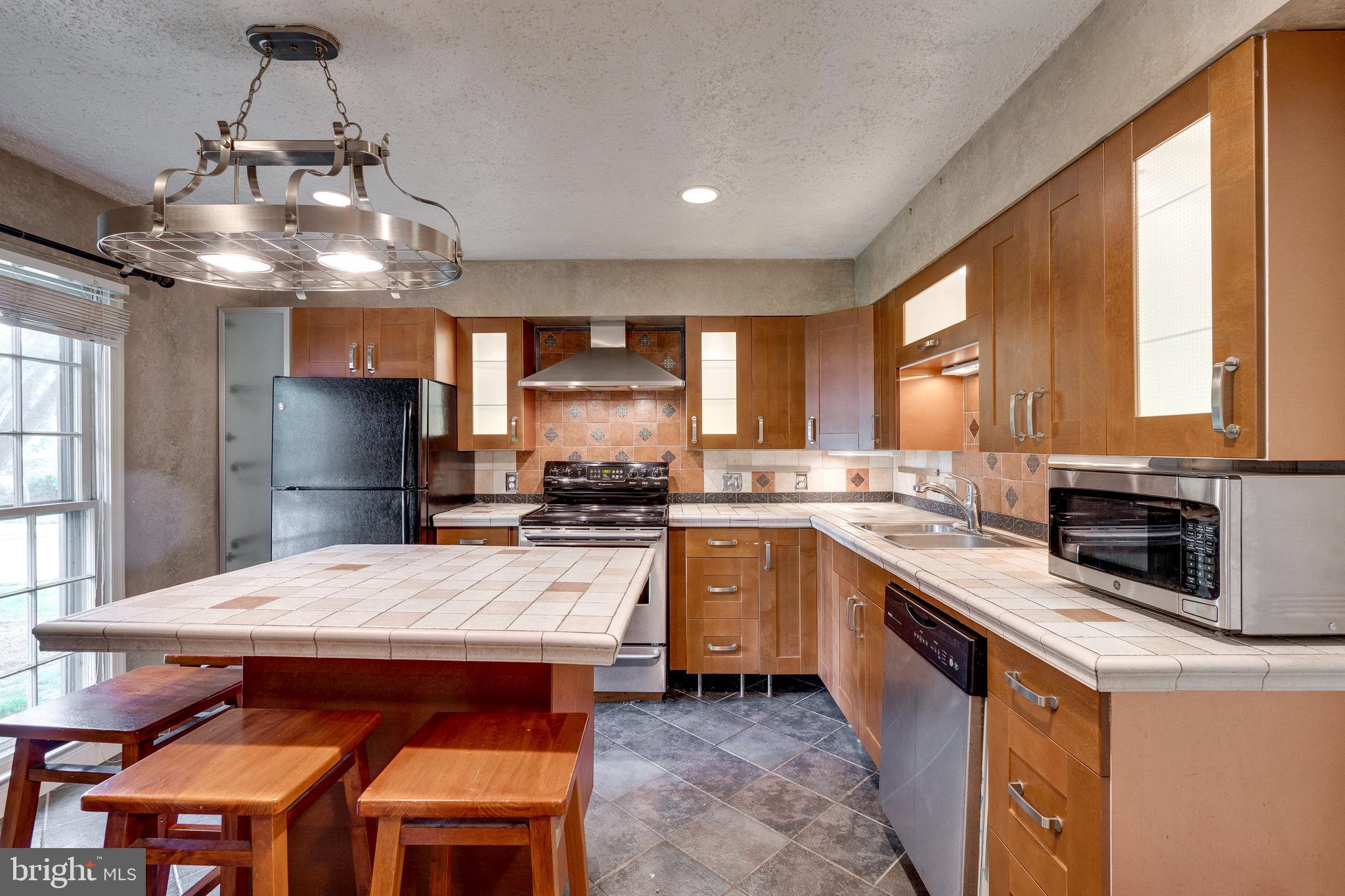 STONEHURST - Residential