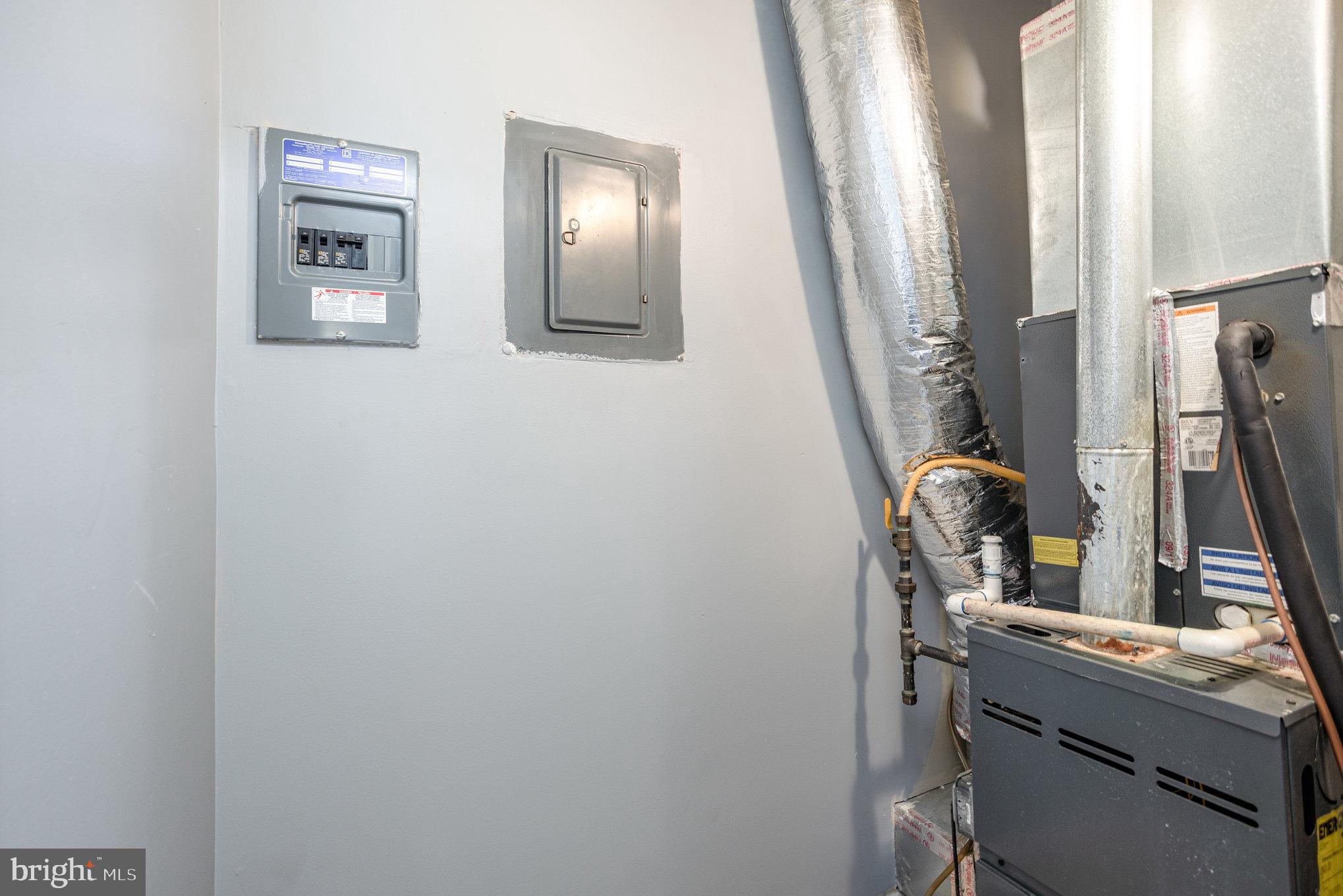 WEST ARLINGTON - Residential Income