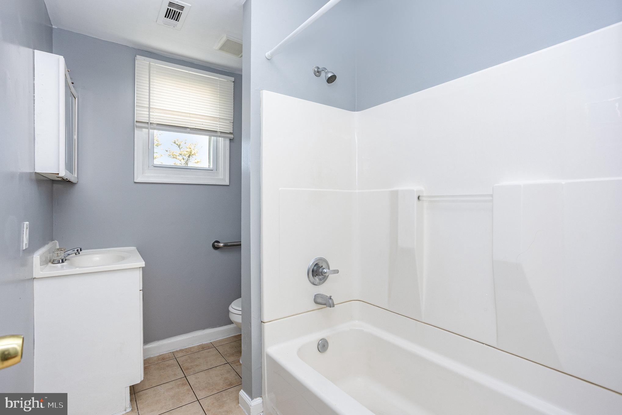 WEST ARLINGTON - Residential Income