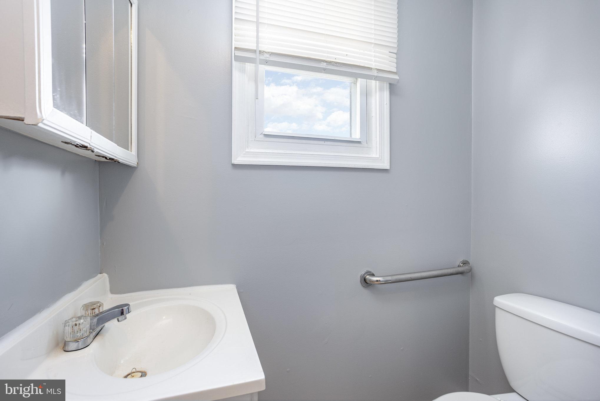 WEST ARLINGTON - Residential Income