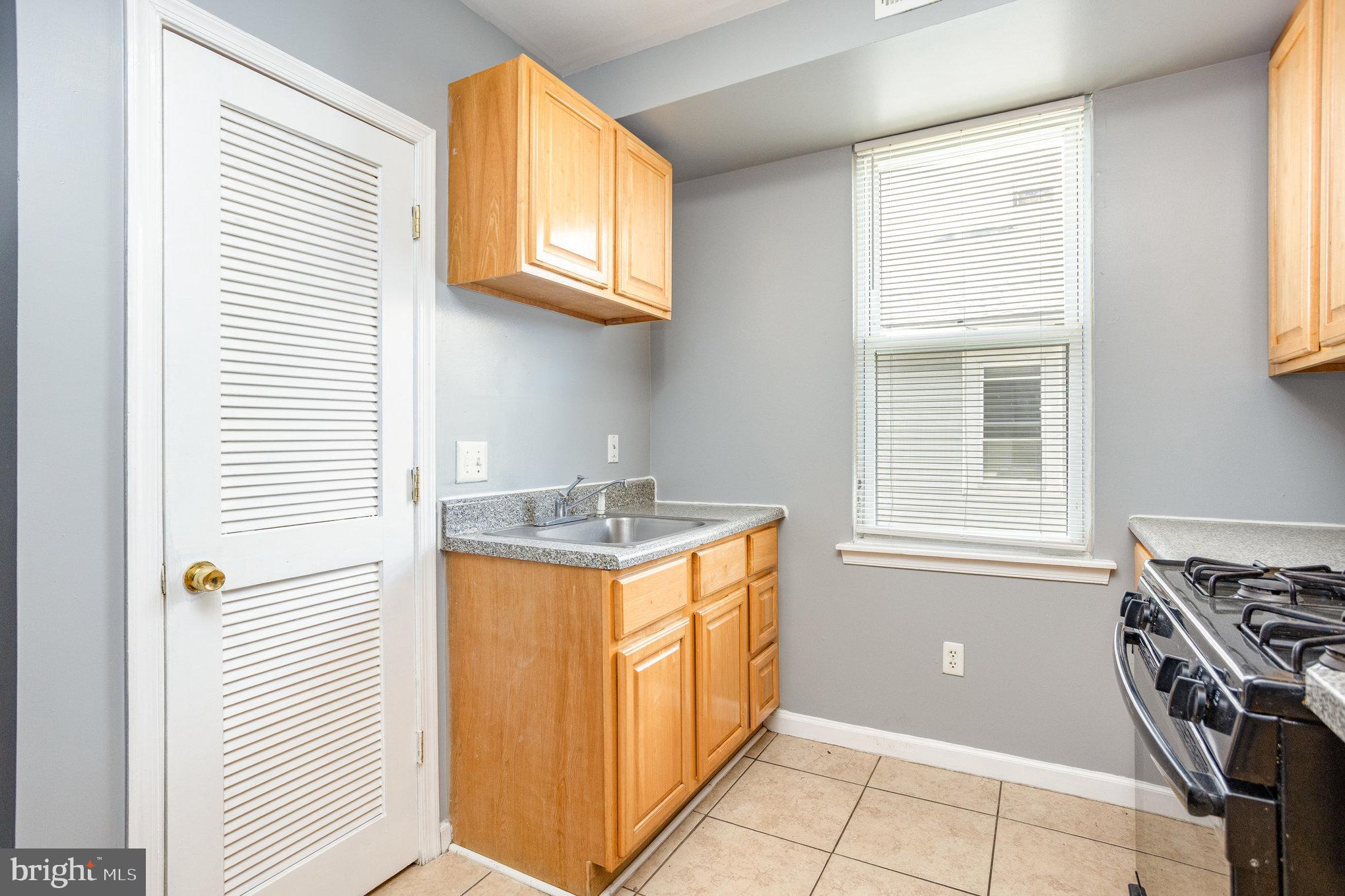 WEST ARLINGTON - Residential Income