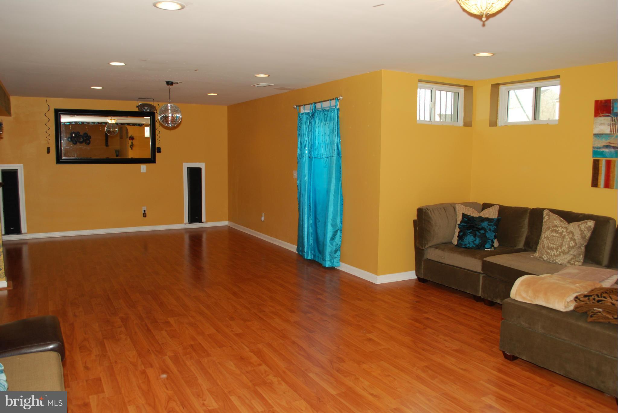 HOPEWELLS LANDING - Residential Lease