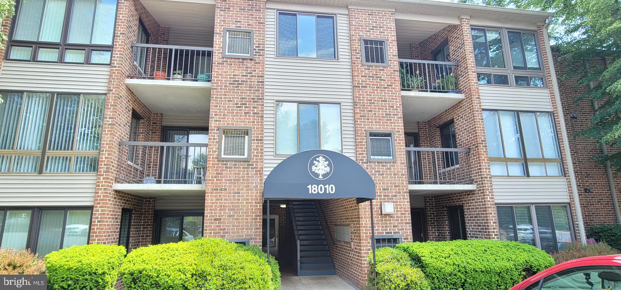 By appointment only. Spacious 2 bedroom, 2-bathroom condo on the second floor. Open floor plan, fireplace in the living room, Stainless steel refrigerator, stainless steel dishwasher, backsplash in the kitchen, newer hvac unit. Sliding door from living room to the balcony. 1 assigned parking space.
Rental application with two recent pay stubs, photo ID, and email address for each adult applicant.
***The landlord is seeking tenants with an excellent credit score and a clean credit history, including no late payments, collections, ongoing eviction or eviction in the past. Applicants should have a strong rental history, a low debt-to-income ratio, and a verifiable monthly income of at least three times the rent.
****